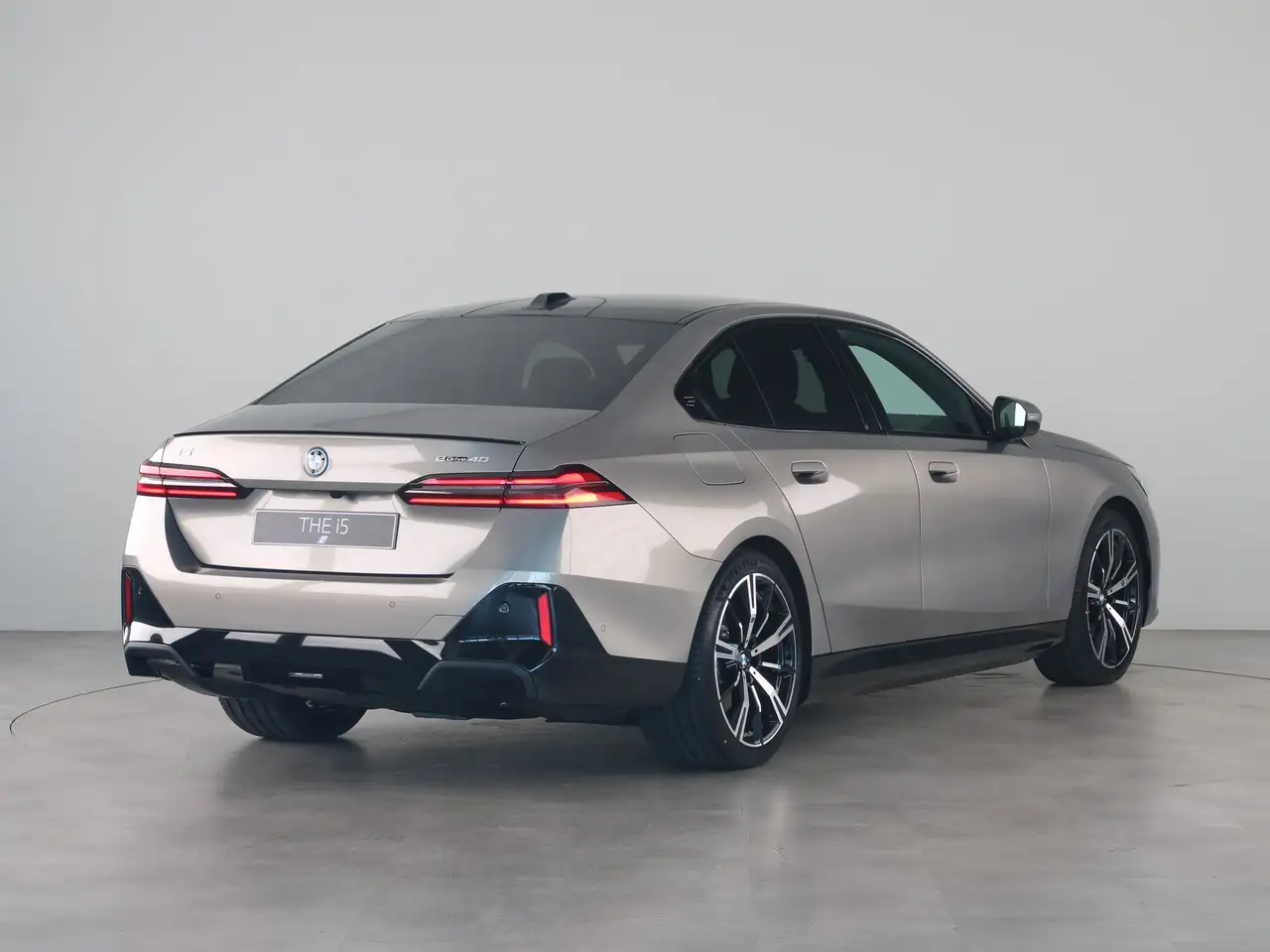 BMW i5 2026