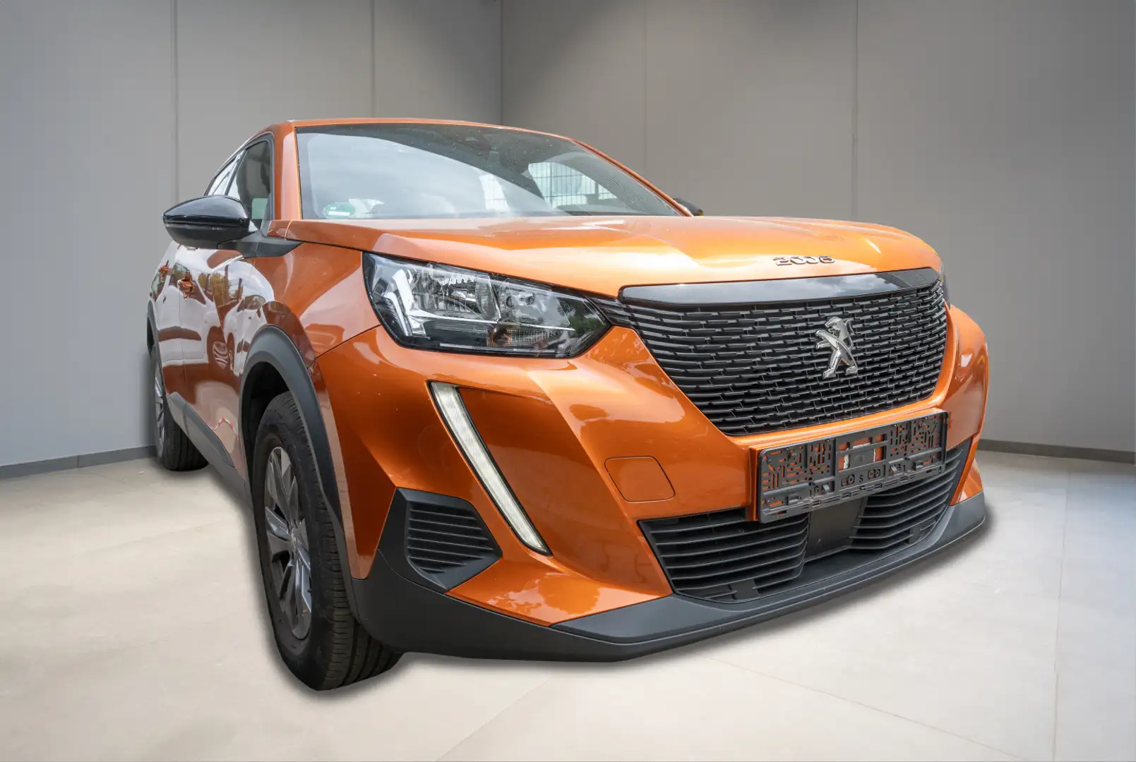 Peugeot 2008 Active Pack 1.2 PureTech 130 EAT8 Orange - 2