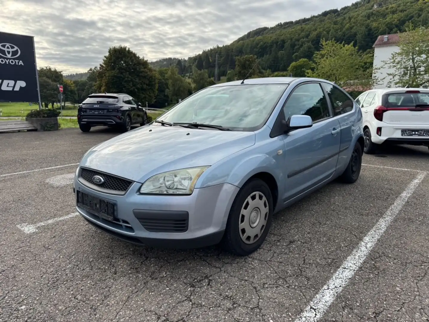 Ford Focus 1.6 16V Fun X Blau - 1