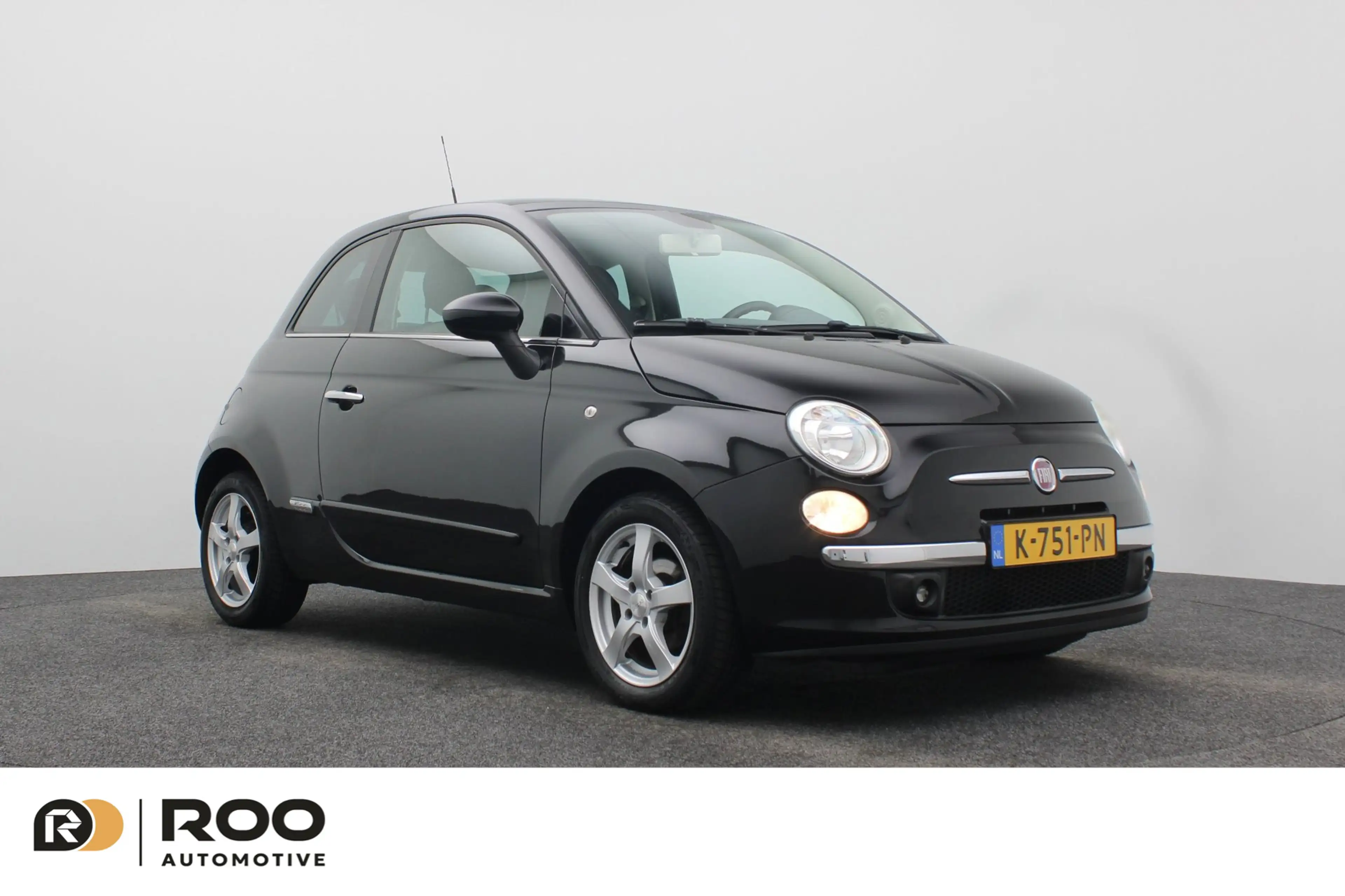 Fiat 500 1.2 Lounge Pano,Clima, Nieuwe APK en Service beurt