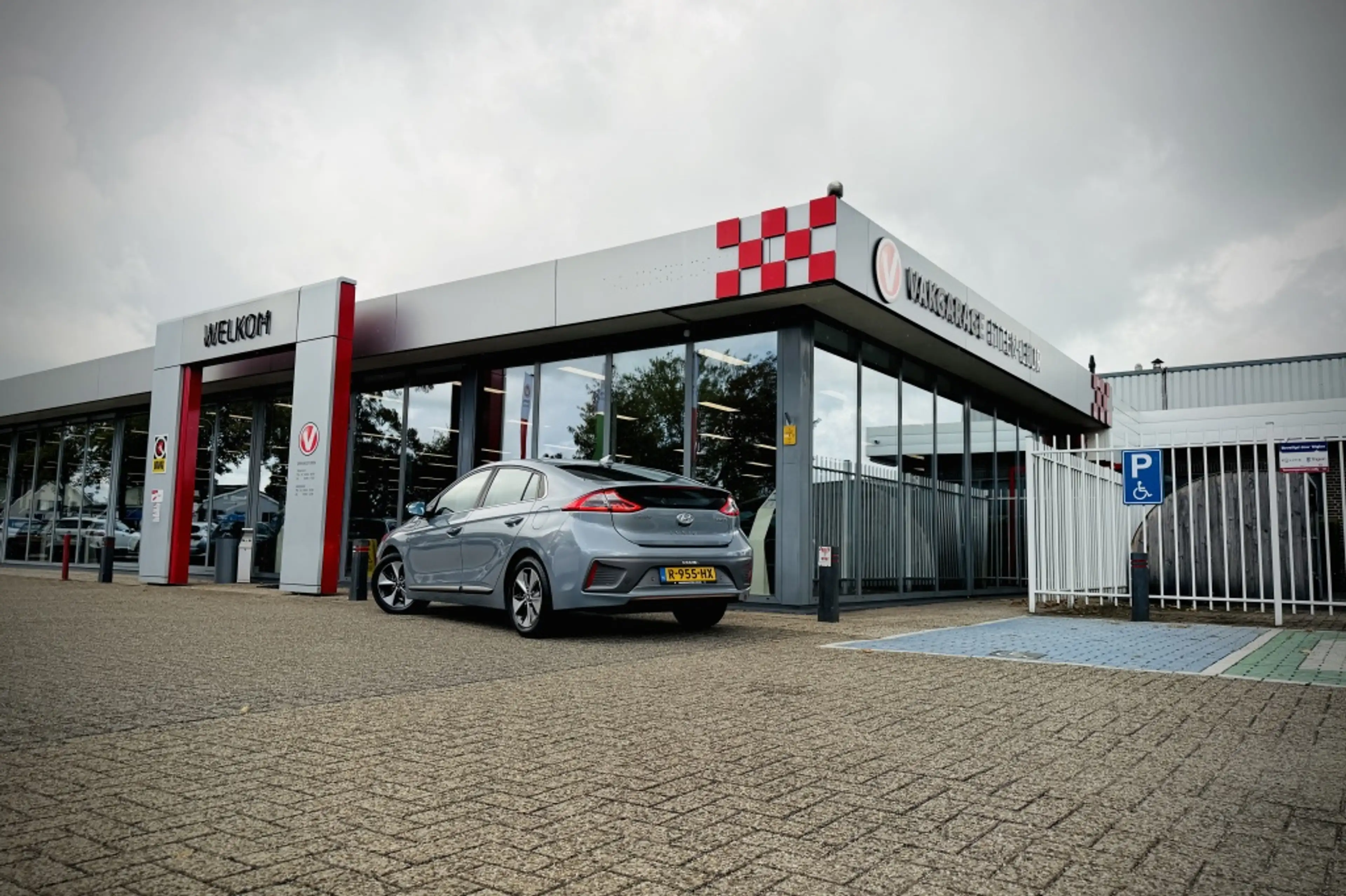 Hyundai IONIQ Premium EV | LEDER | STOELVERWARMING + KOELING — photo 10