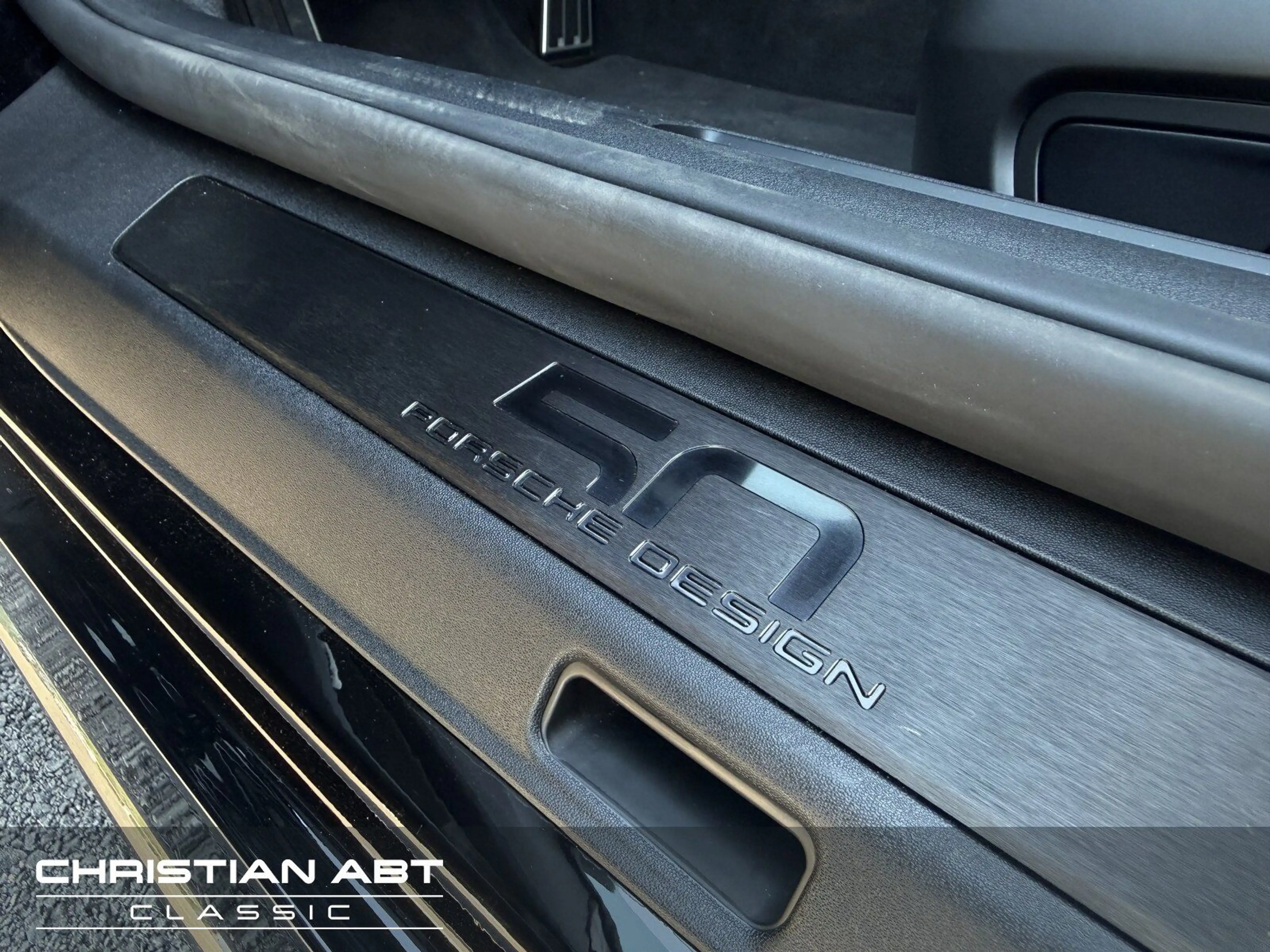 Porsche 992 GTS Targa 50th Anniversary — photo 8
