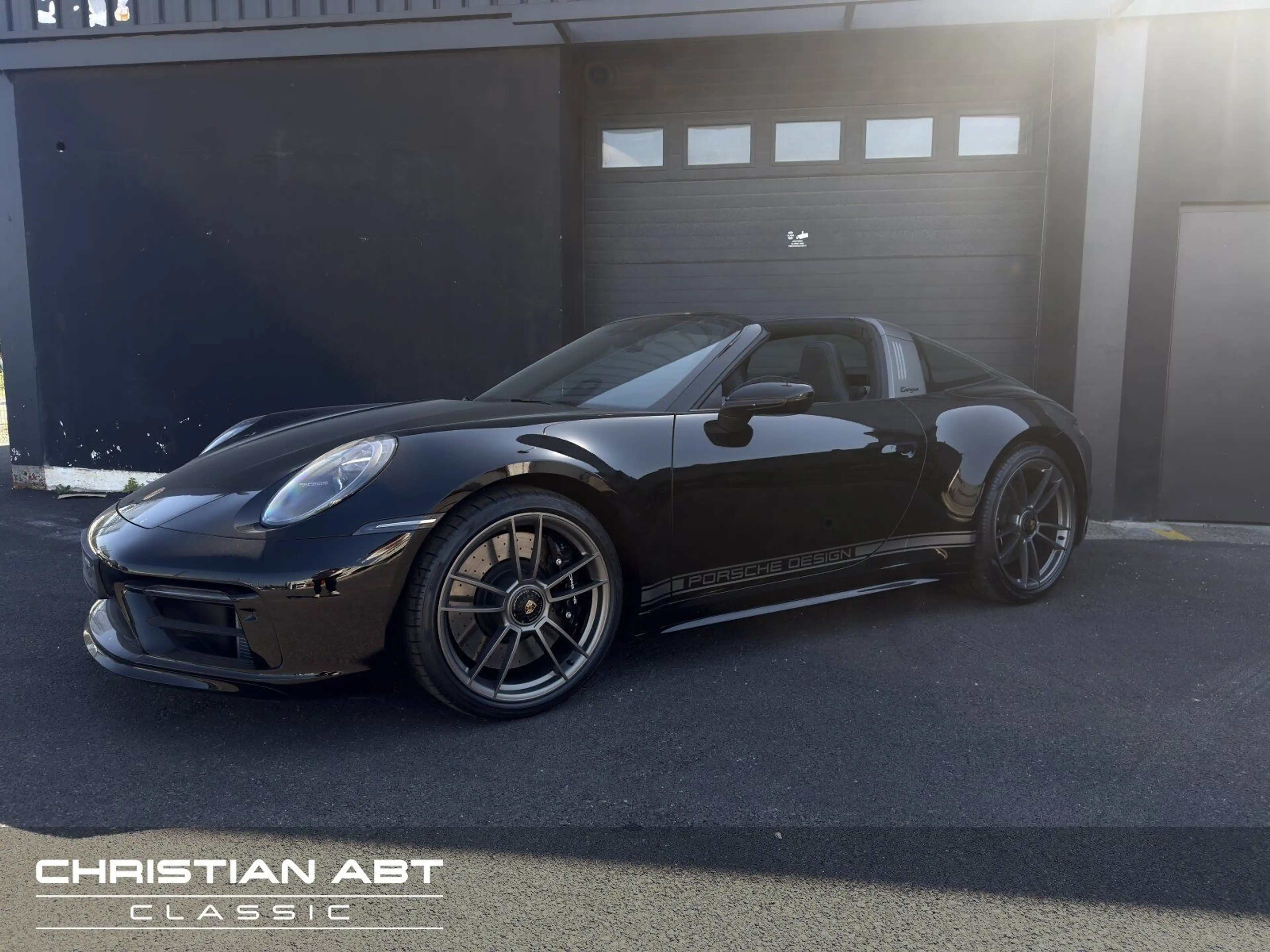 Porsche 992 GTS Targa 50th Anniversary — photo 4