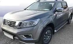Nissan Navara 3,0 NP300 Tekna Doka 4x4 1HD/MwSt/AHK3,5t