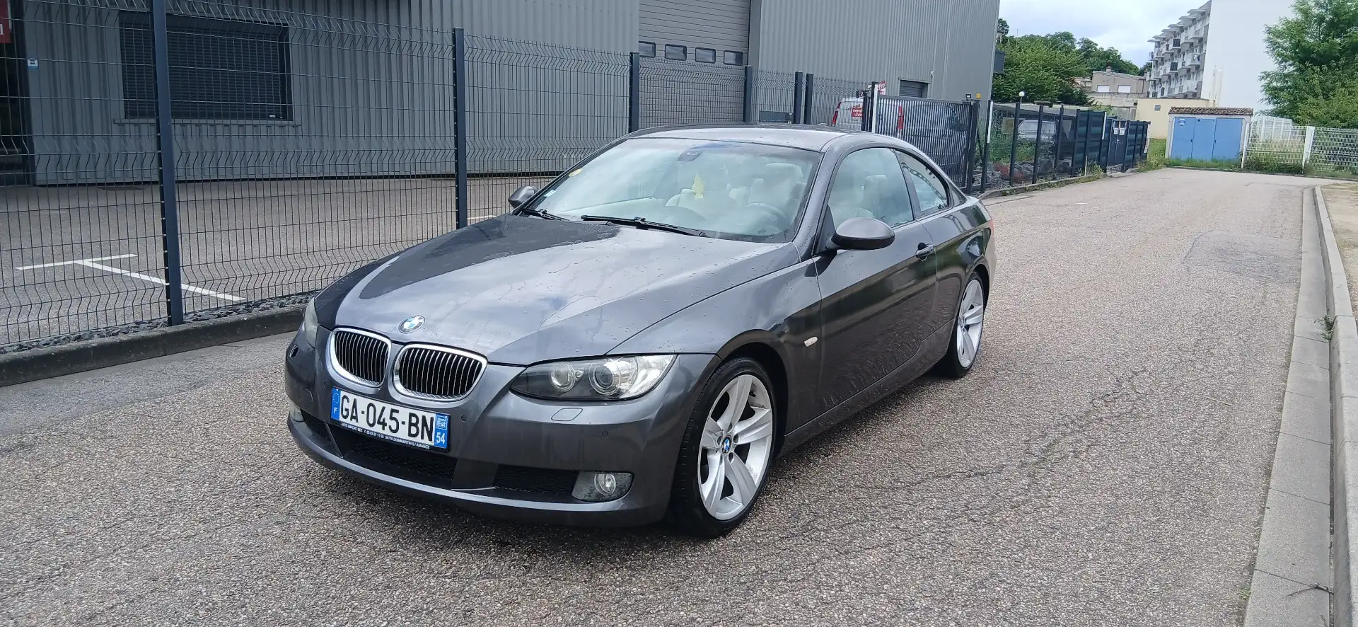 BMW 320 320d 177ch Sport Design A - 1