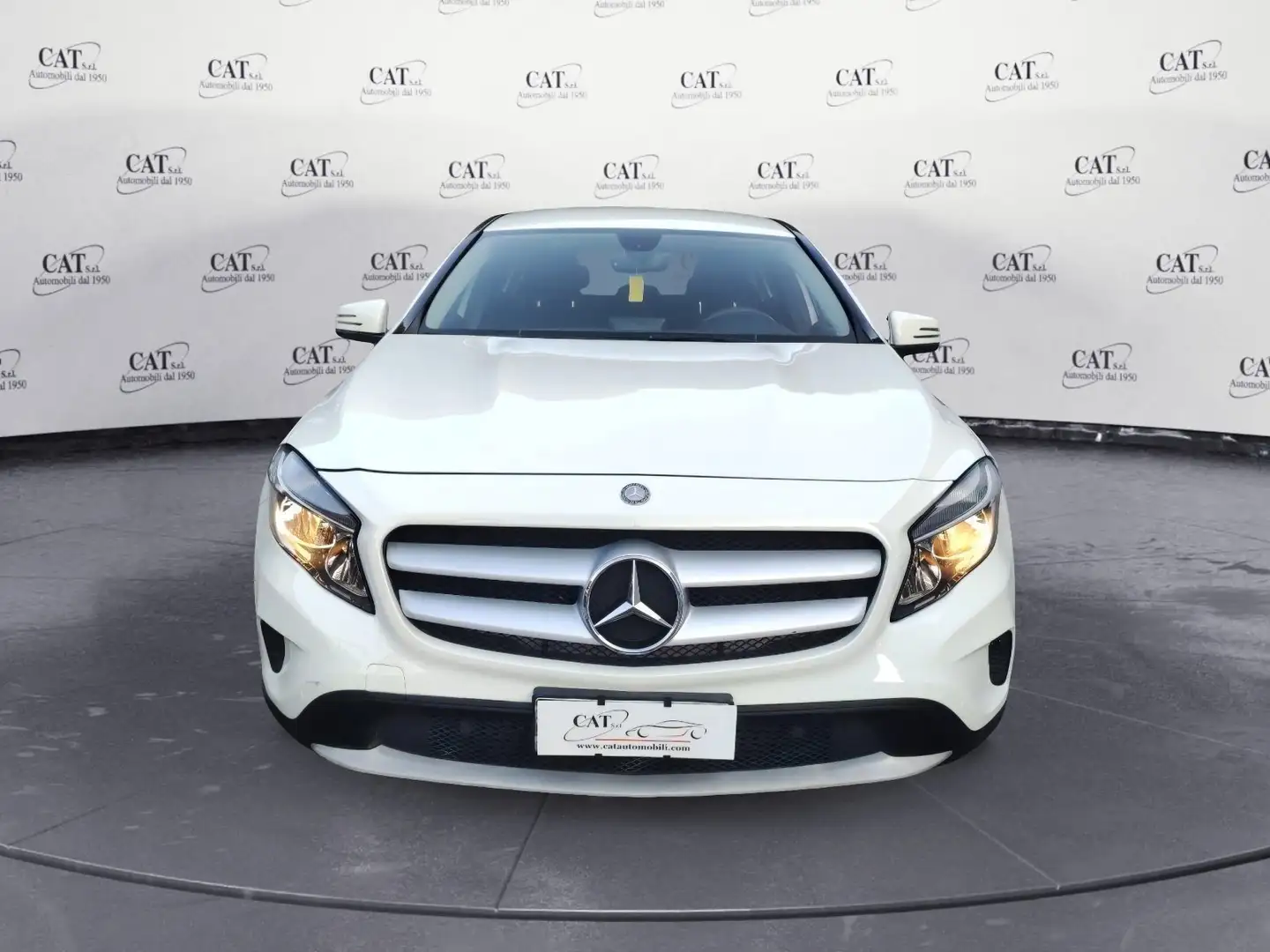 Mercedes-Benz GLA 180 GLA 180 CDI Executive Blanco - 2