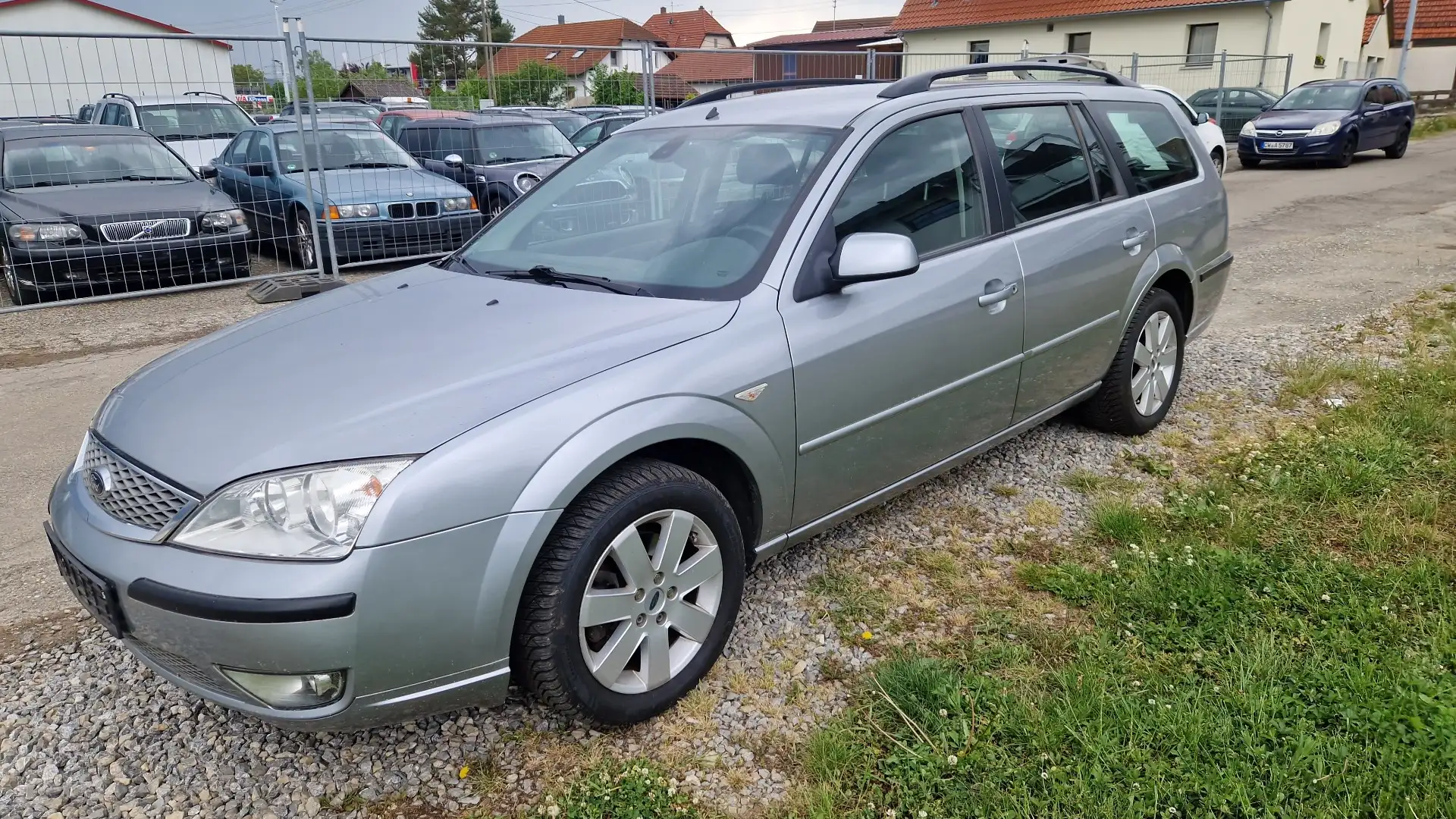 Ford Mondeo Futura X*Klima*2.Hand*Gepflegt*TÜV/AU NEU* Szary - 1
