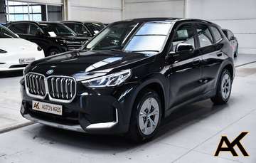 iX1 66.5 kWh xDrive30 - NAVIGATIE / CAMERA / SMARTLINK / LEDER / PDC / CC
