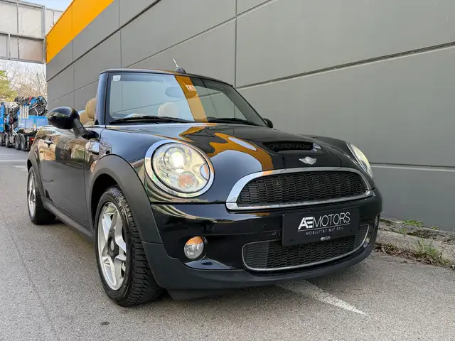 MINI Cooper S Cabrio *KLIMA*TEMPOMAT*LEDER*SITZHZG*KREDIT MÖGLICH*