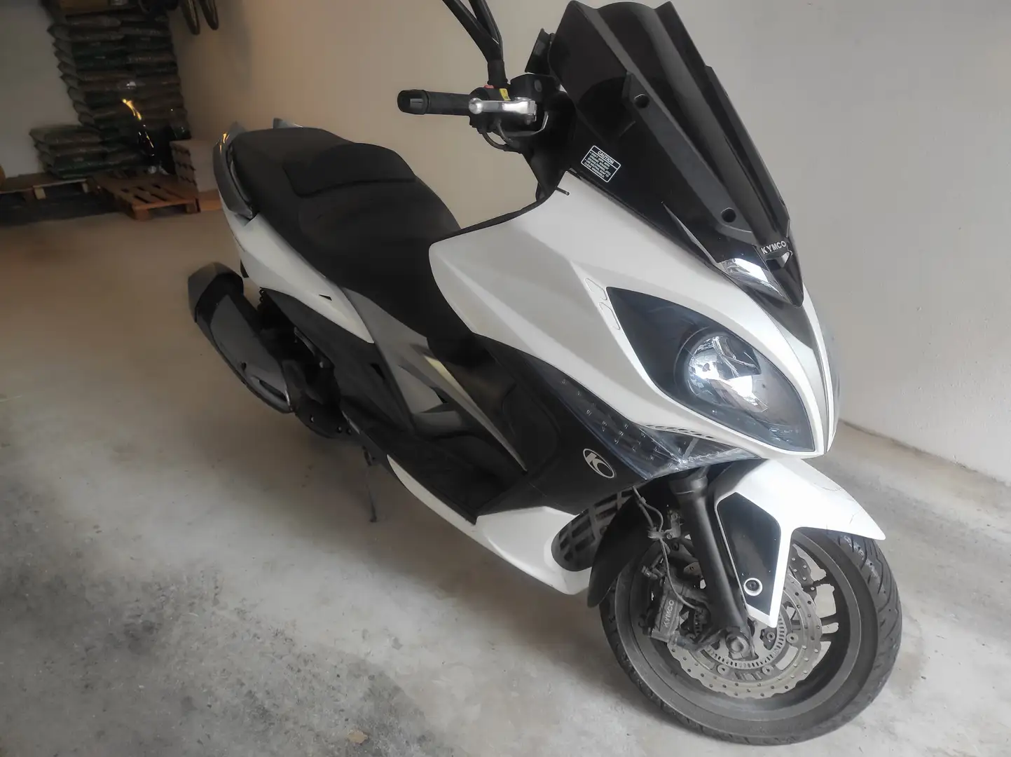 Kymco Xciting 400i Senza ABS Weiß - 2