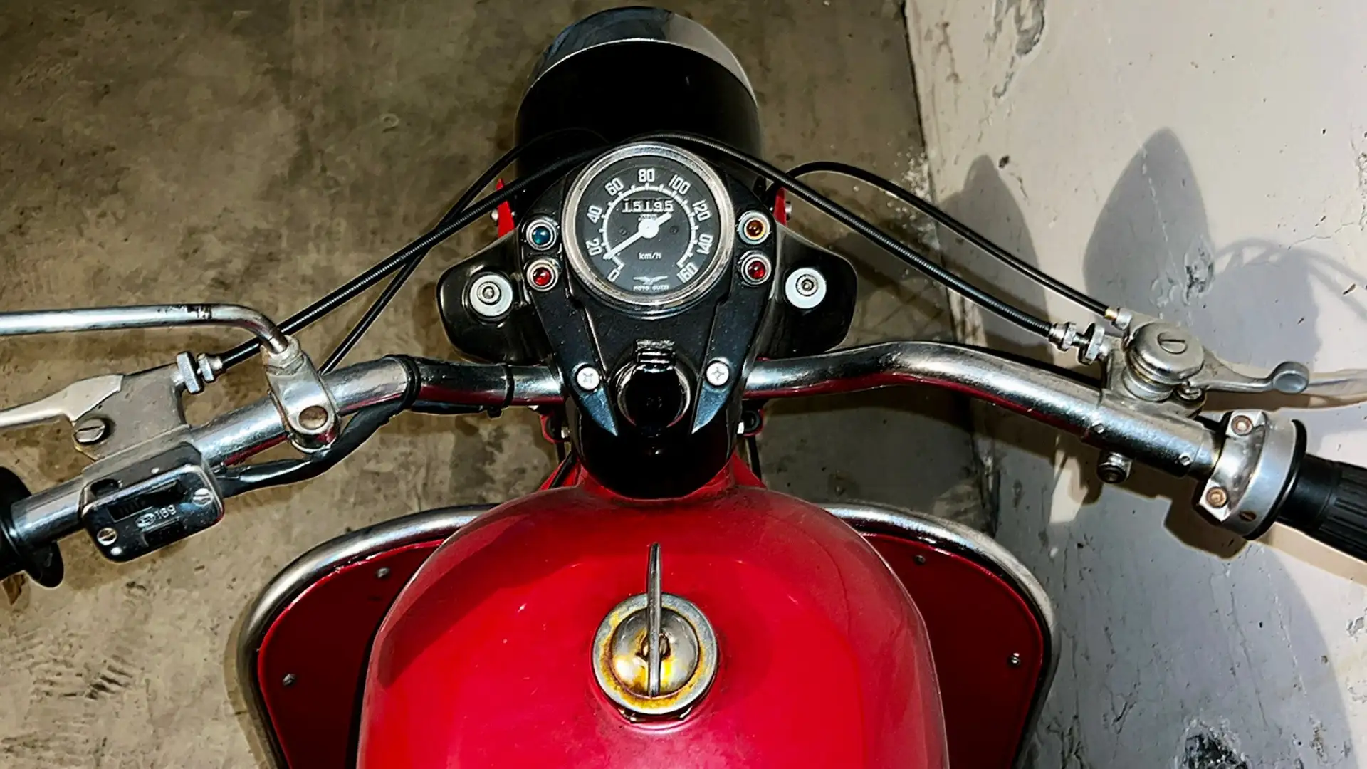Moto Guzzi Falcone Czerwony - 2