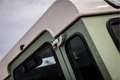 Land Rover Defender 2.2Tdci Station Wagon Heritage Limited Edition Groen - thumbnail 23