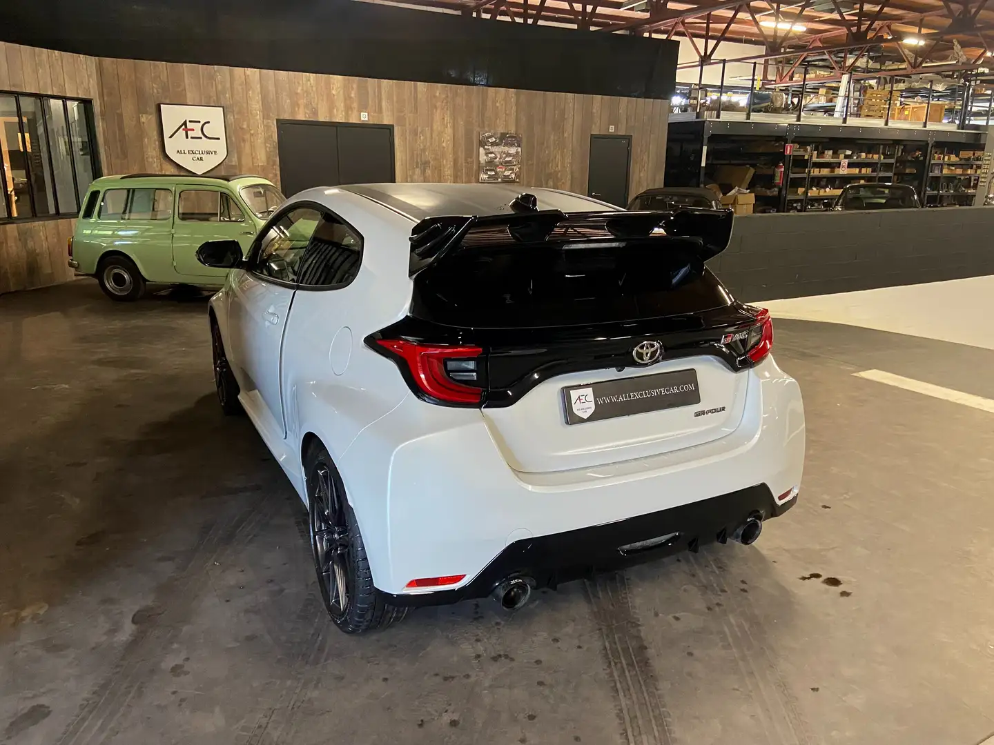 Toyota Yaris 1.6 Turbo GR High Performance Blanc - 2