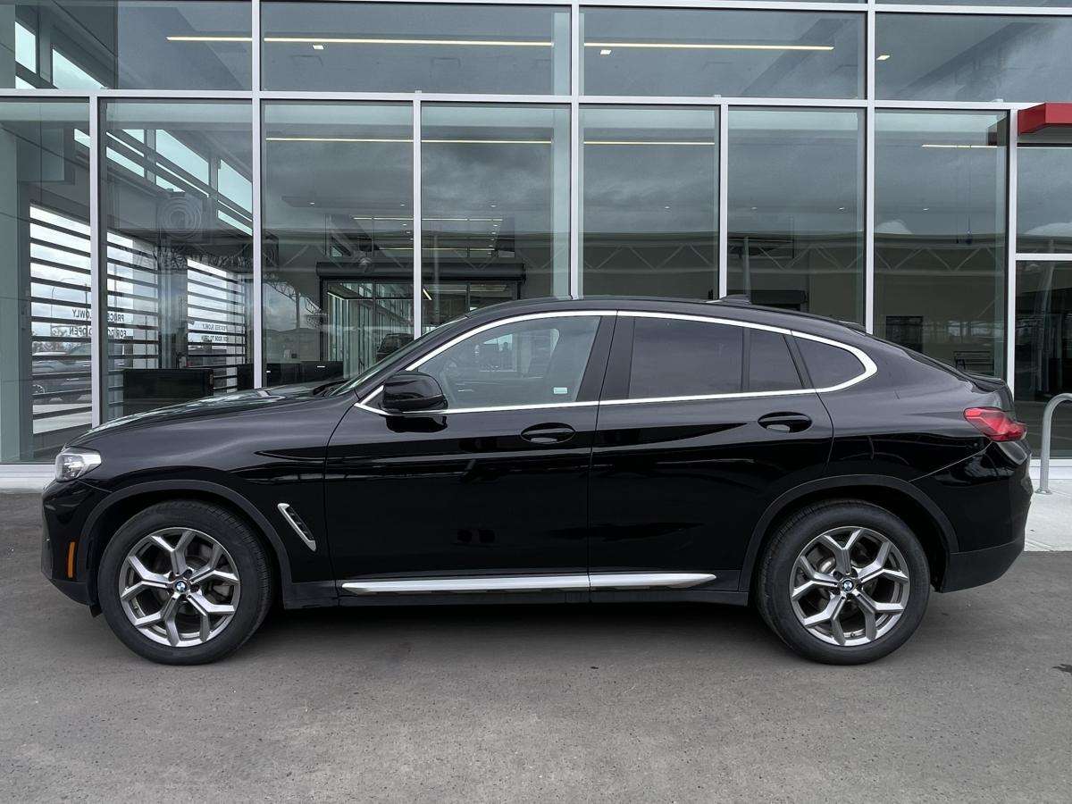 2025 BMW X4 Sports Activity Coupe — photo 1