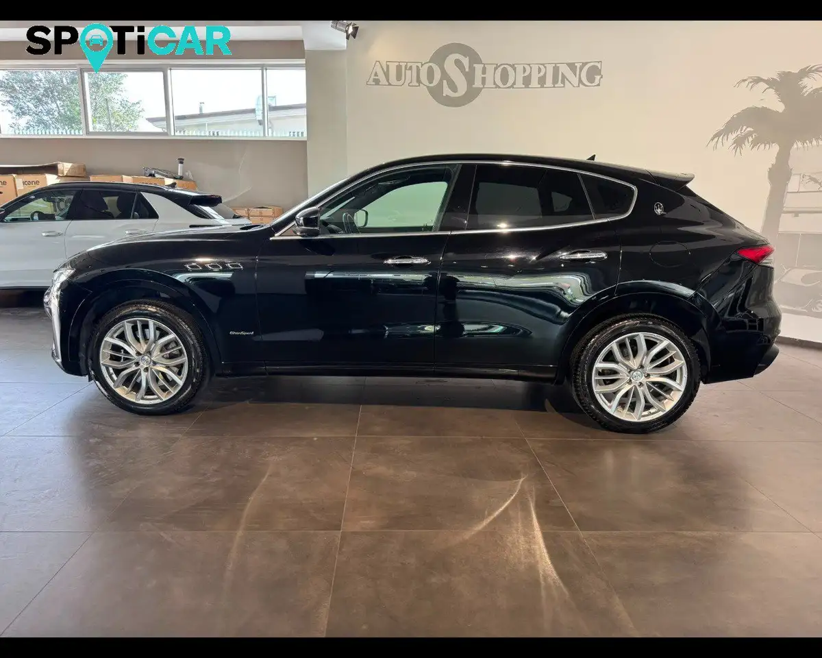 Maserati Levante 2021