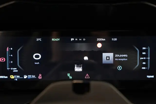 Lynk & Co 01 view 10