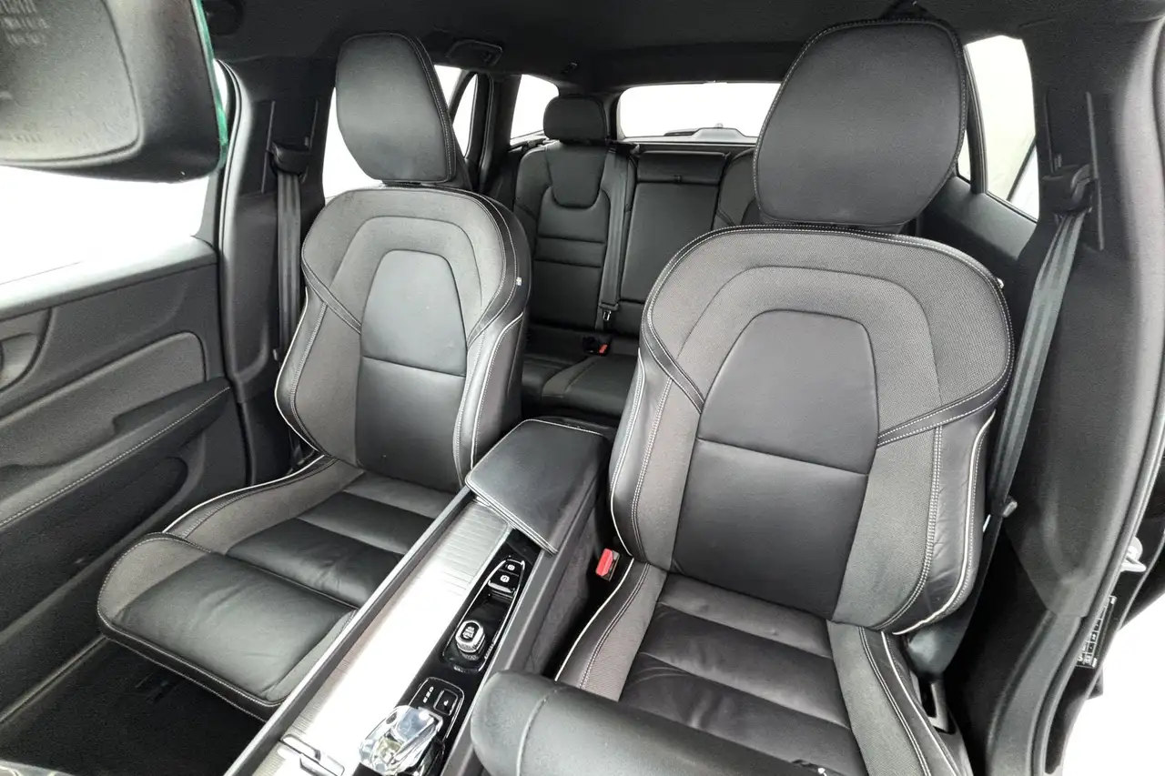 Volvo V60 2.0 B3 Plus Dark – Scandinavisch design met karakt, миниатюра 17