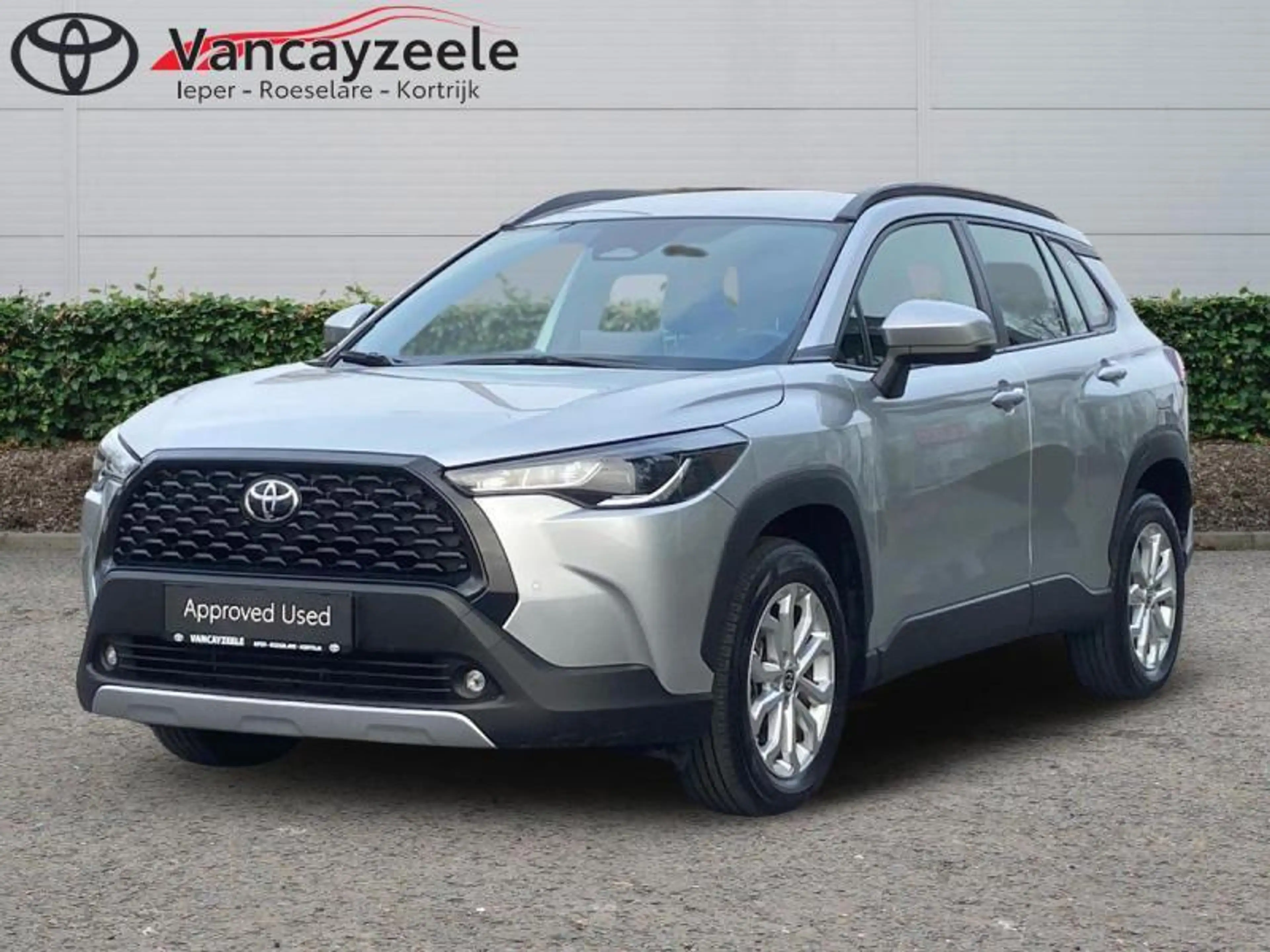 Toyota Corolla Cross Style+cam+gps+sens V+A