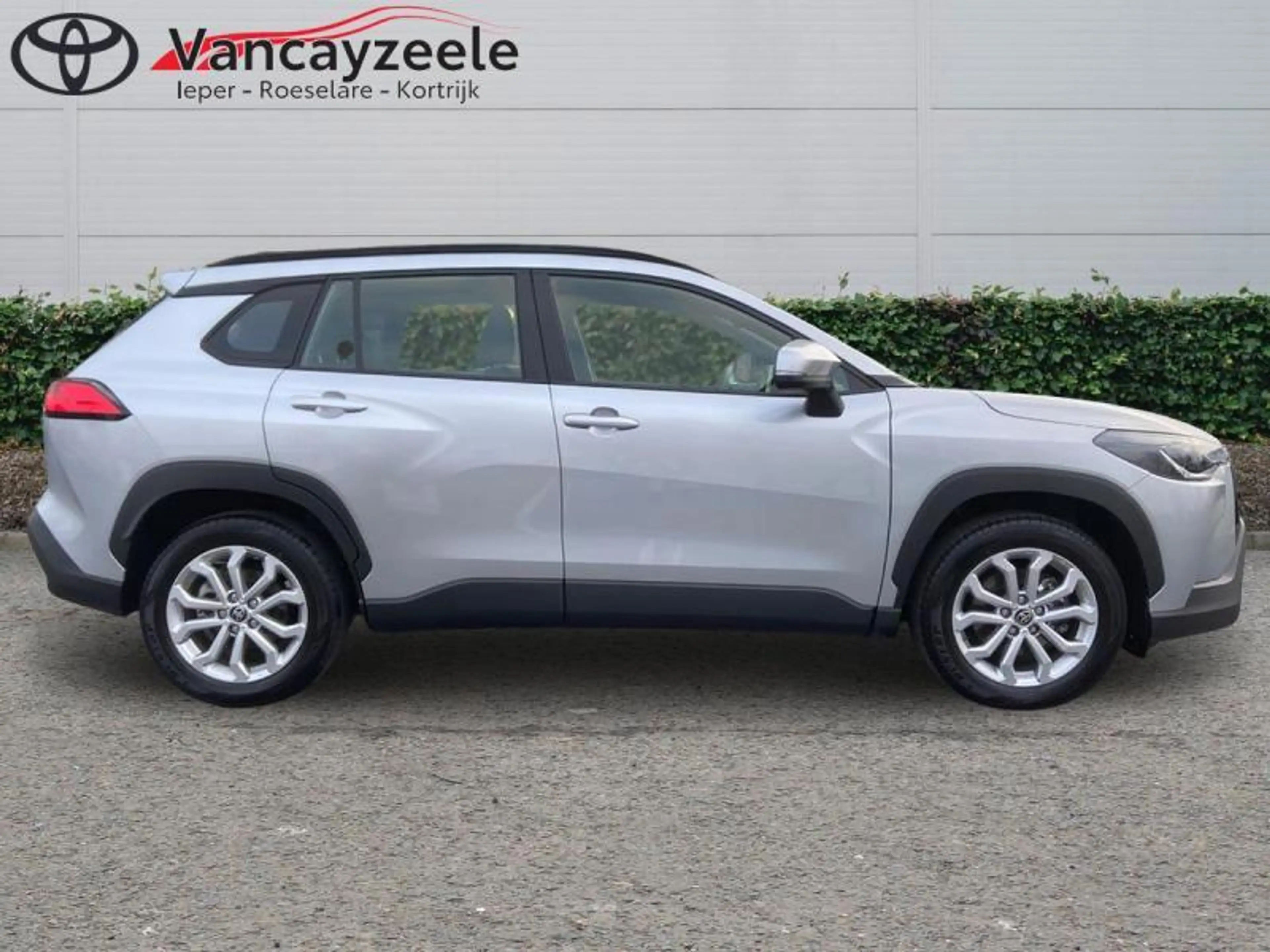 Toyota Corolla Cross Style+cam+gps+sens V+A — photo 3