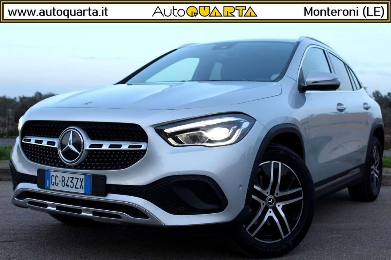 Mercedes-Benz GLA 200 d Aut. *Luci Ambiente *Pelle