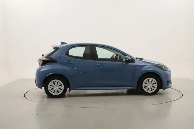 Toyota Yaris view 6