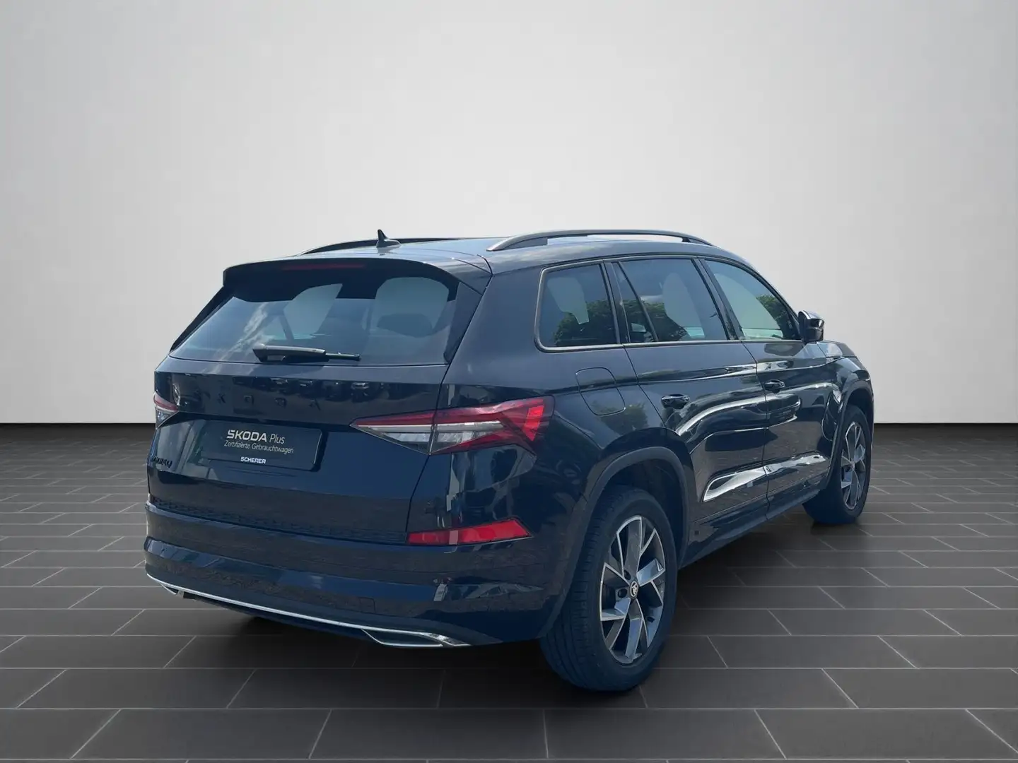 Skoda Kodiaq 2.0 TDI Sportline Kessy, Navi, RFK, ACC, Negro - 2