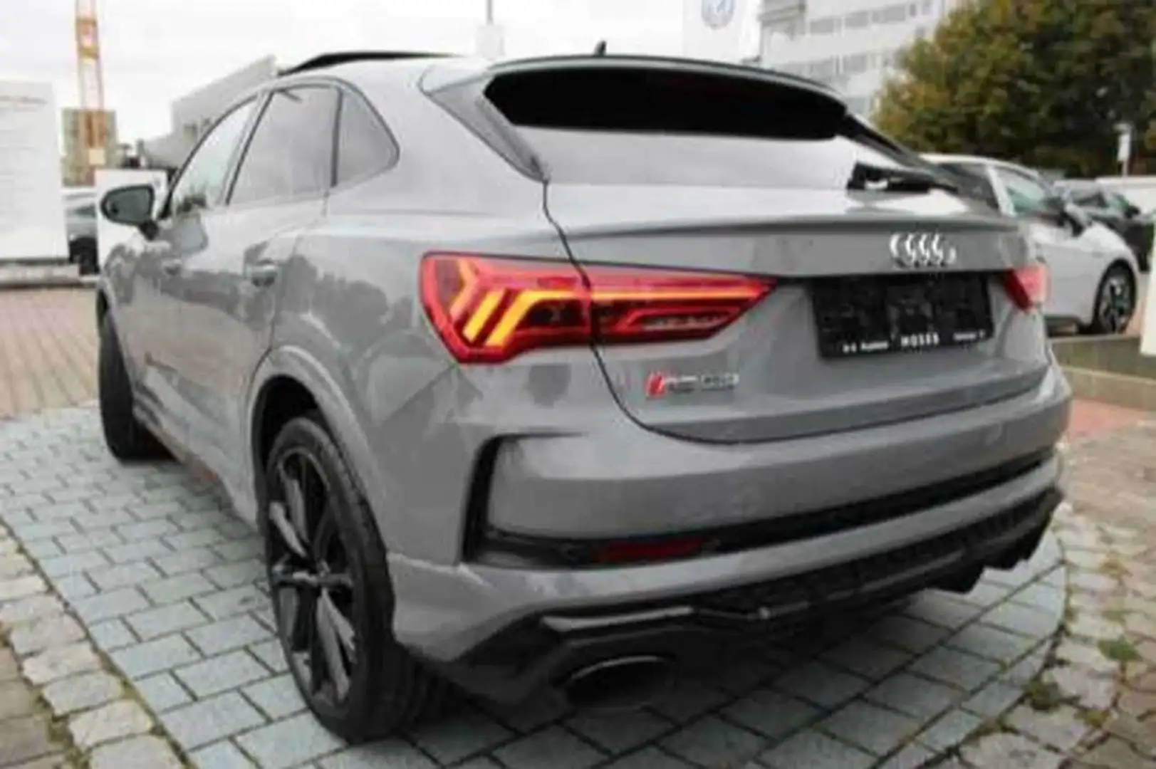 Audi RS Q3 TECHO, B&O, MATRIX Gris - 2