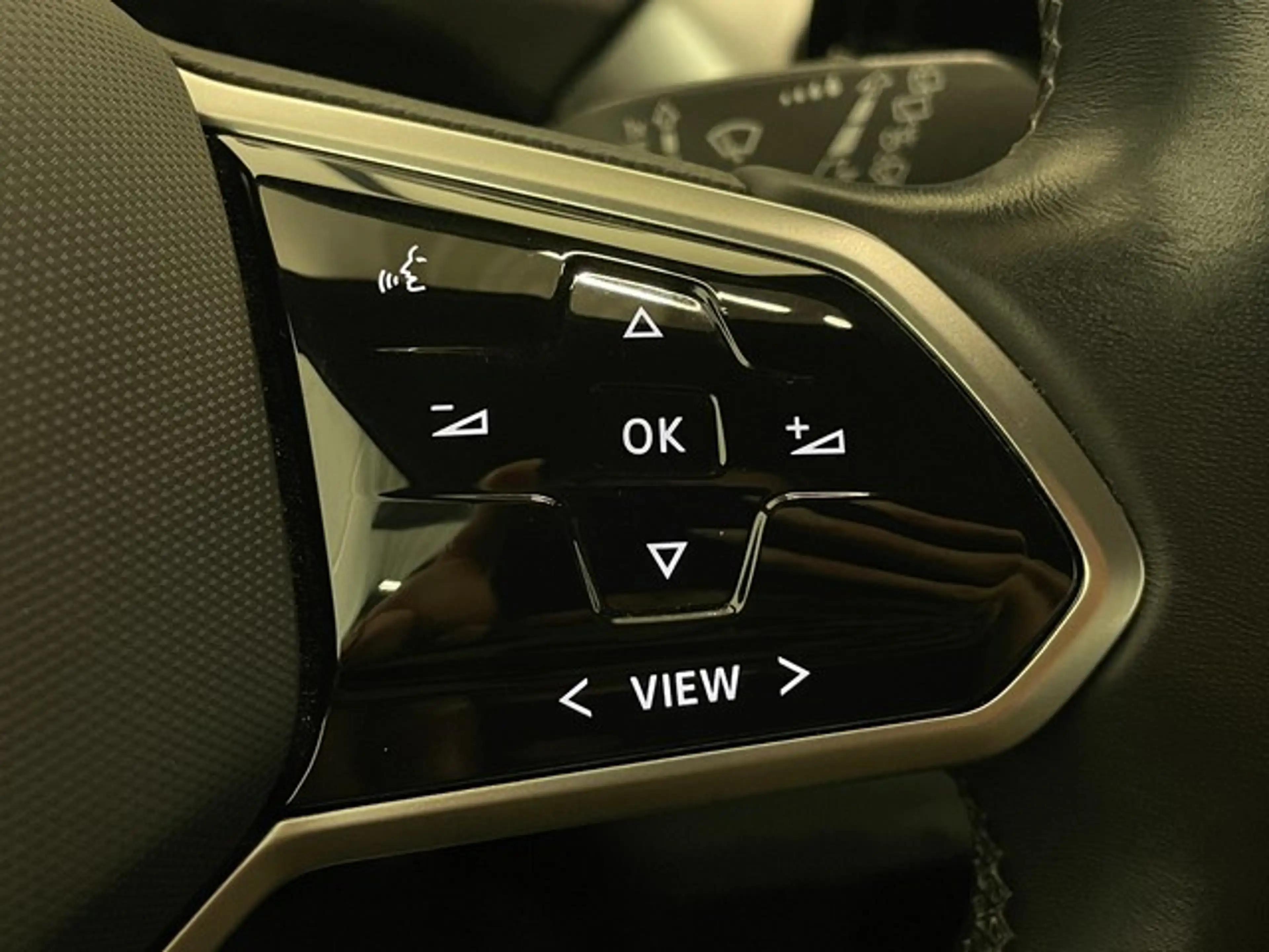 Volkswagen ID.4 Pro Performance AHK 360* HuD NAV WÄRMEPUMPE uvm. — photo 14