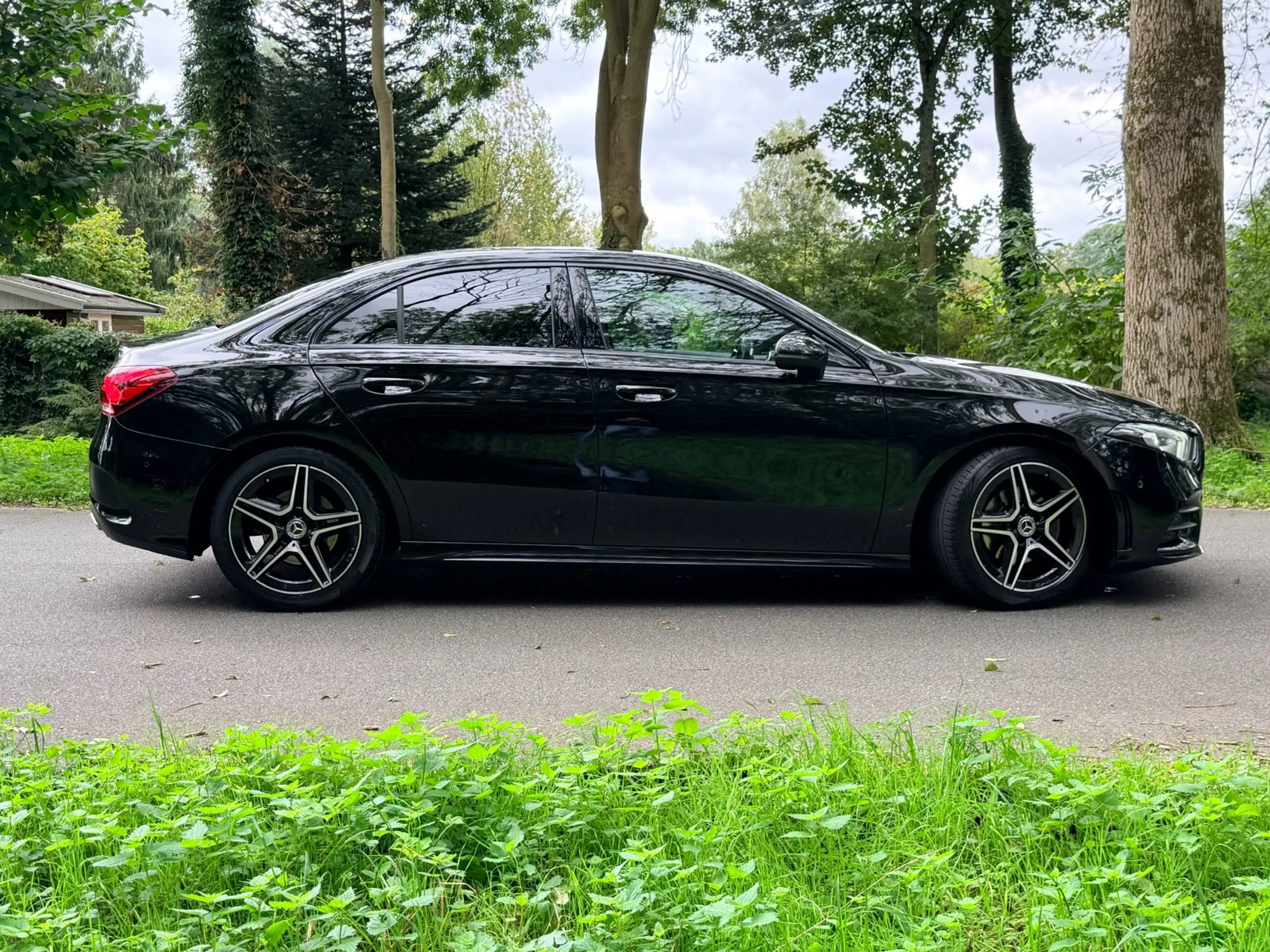 Mercedes-Benz A 200 | AMG Line | Business Solution | NL auto | Pano | — photo 6