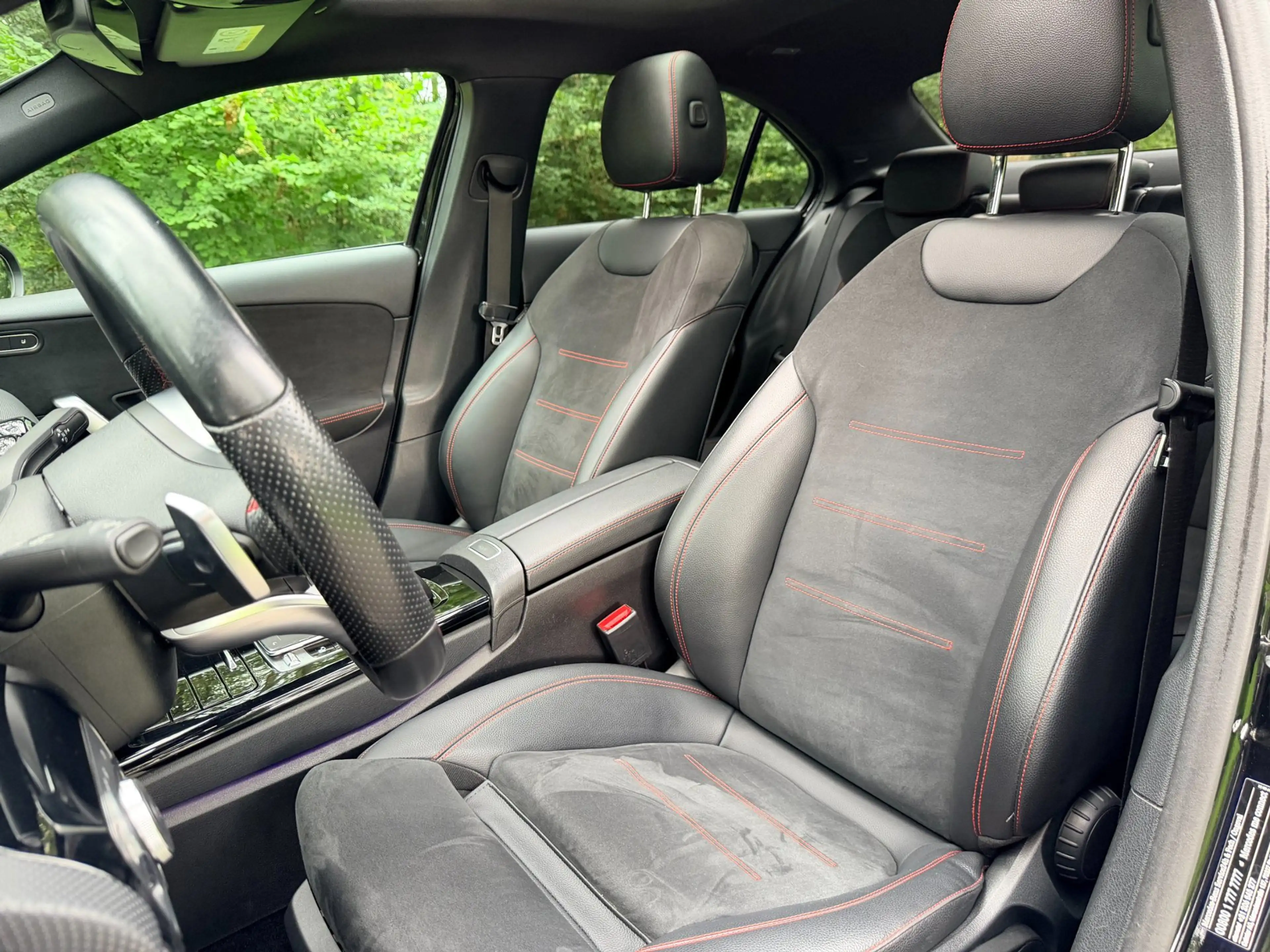 Mercedes-Benz A 200 | AMG Line | Business Solution | NL auto | Pano | — photo 12
