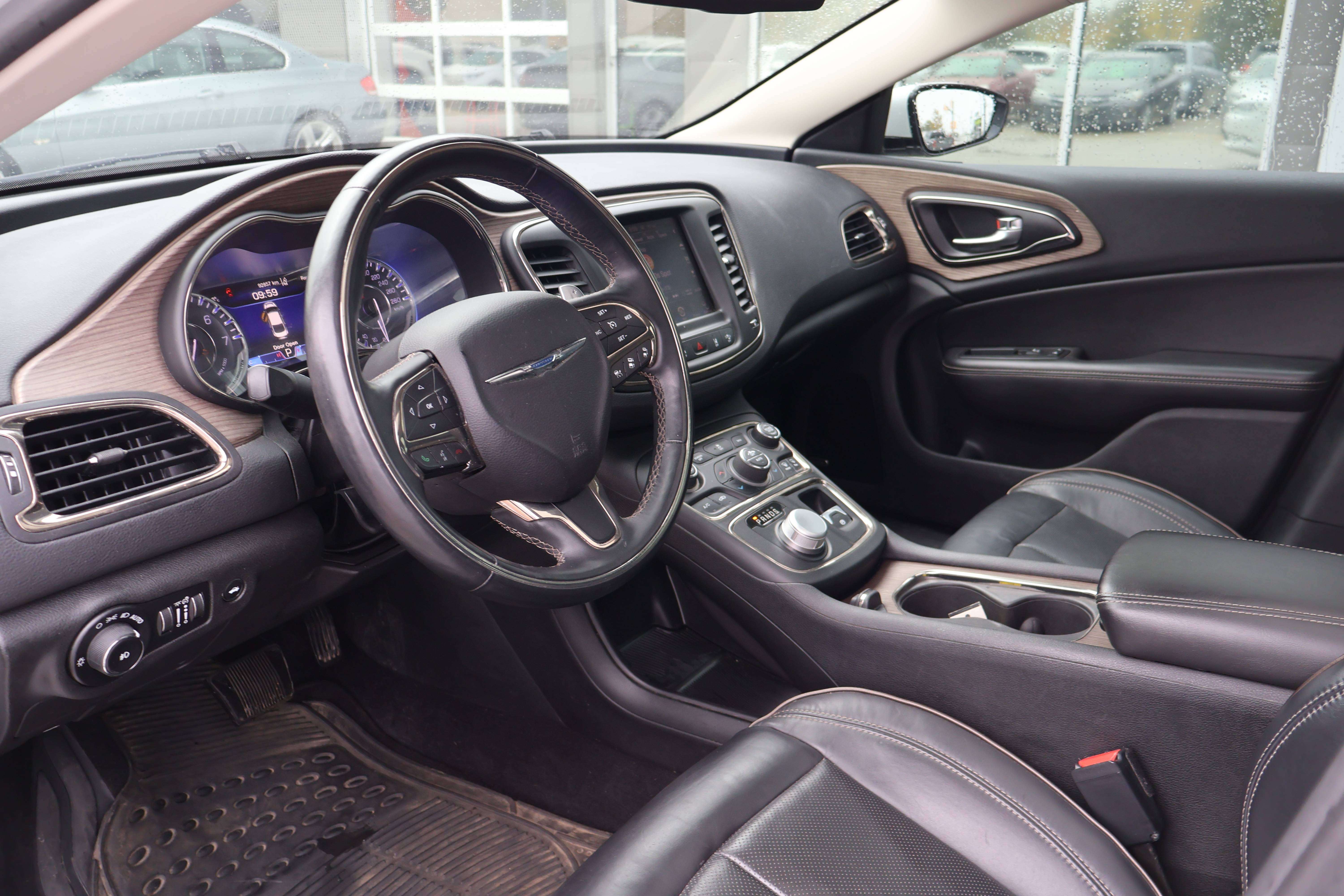 2015 Chrysler 200