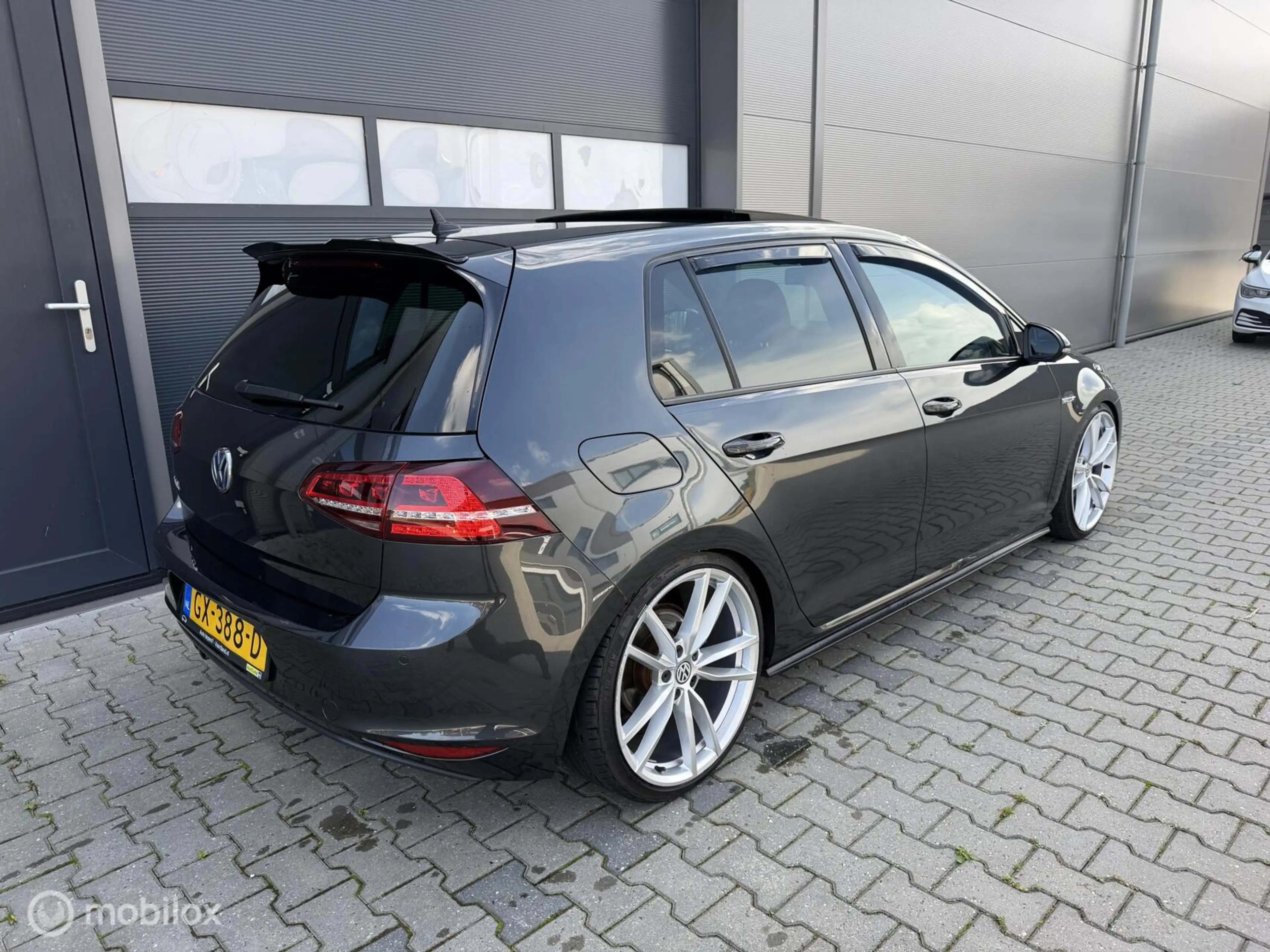Volkswagen Golf GTE 1.4 TSI DSG|PANO|ADAPTIVE|KEYLESS|VOL — photo 4
