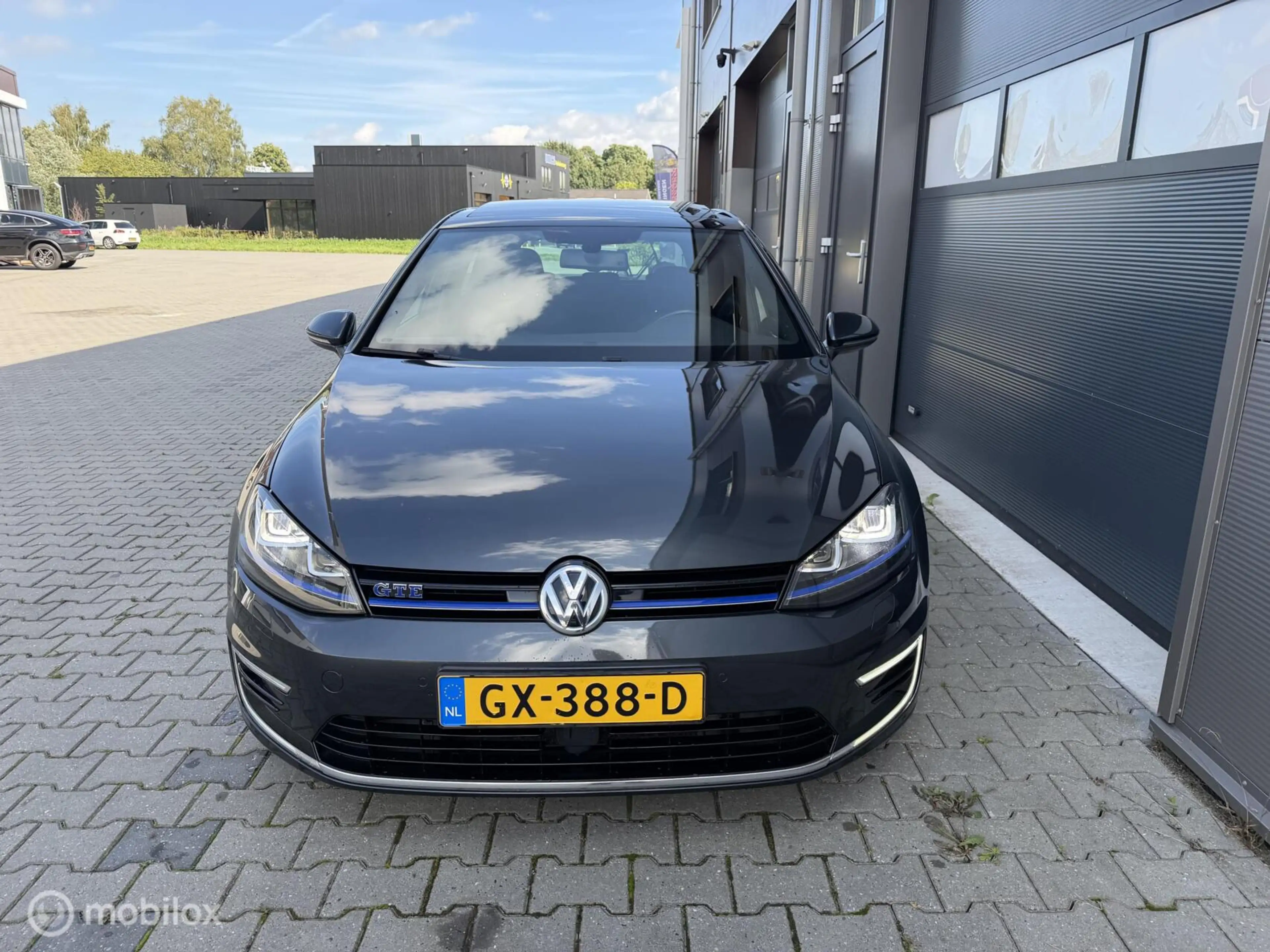 Volkswagen Golf GTE 1.4 TSI DSG|PANO|ADAPTIVE|KEYLESS|VOL — photo 6