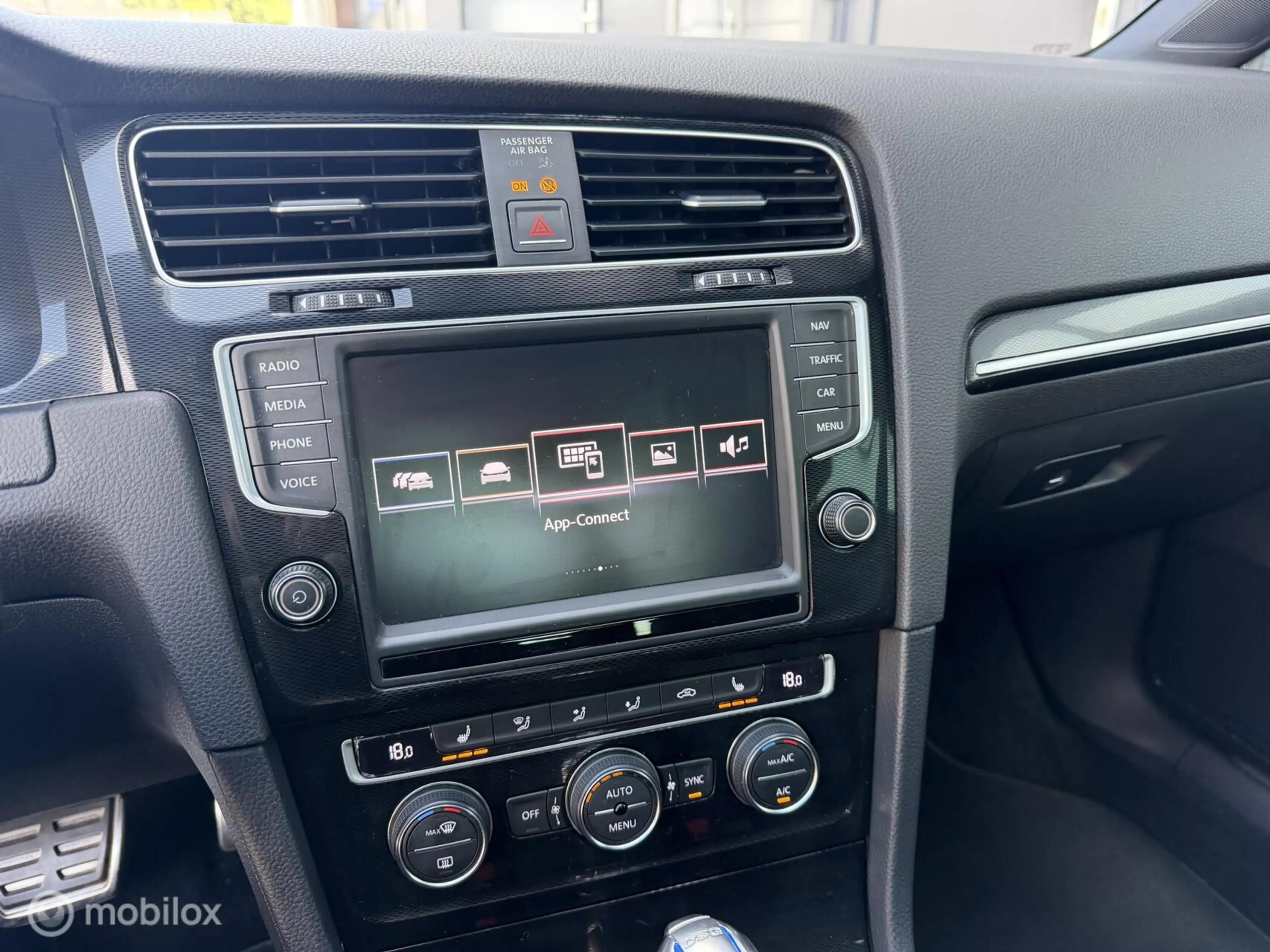 Volkswagen Golf GTE 1.4 TSI DSG|PANO|ADAPTIVE|KEYLESS|VOL — photo 13