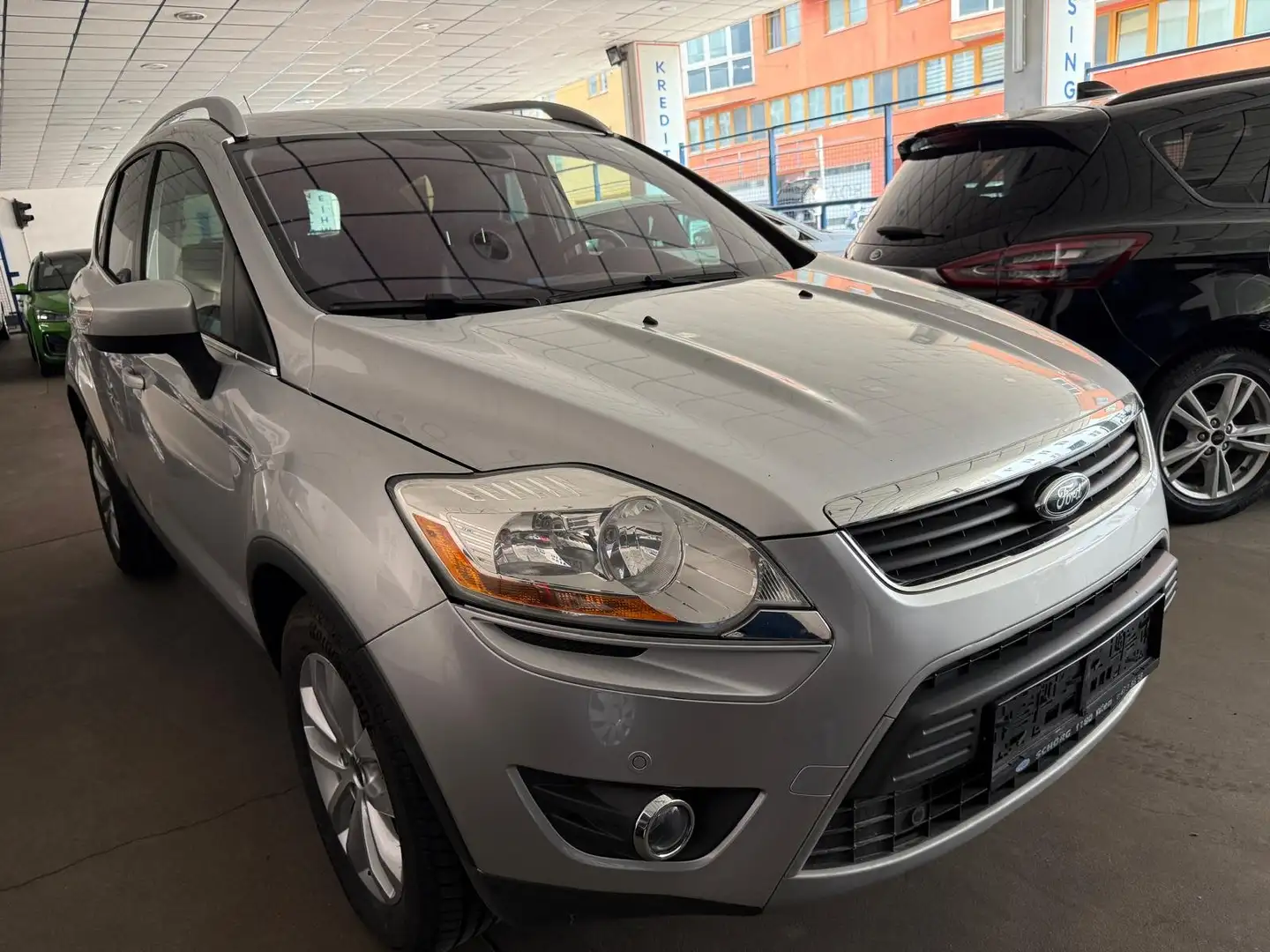 Ford Kuga 2,0 Titanium 4x4 TDCI DPF Aut. Argent - 2