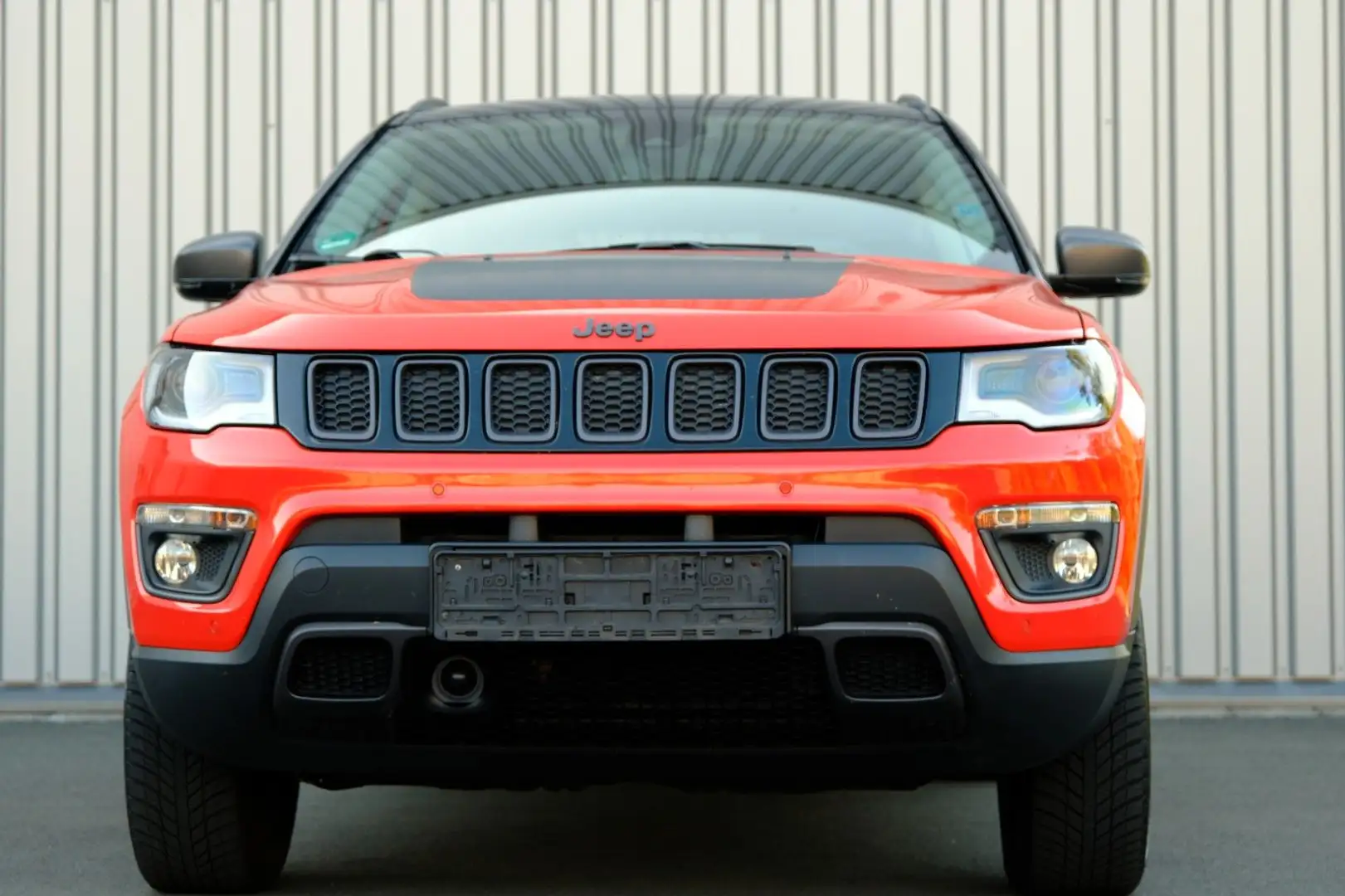Jeep Compass Trailhawk 2,0 M-Jet 4WD/Aut./ACC/AHK Oranje - 2