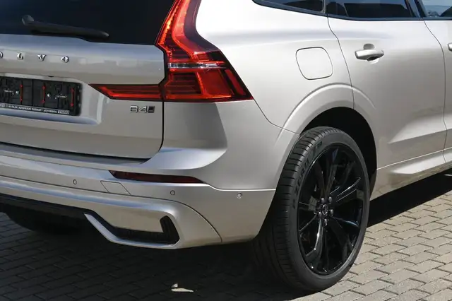 Volvo XC60 view 5