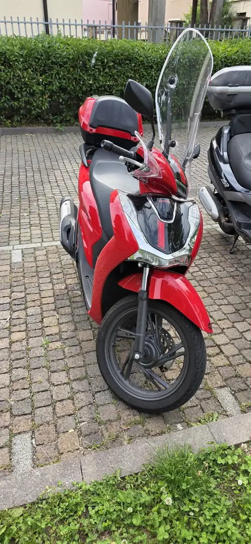 Honda SH 125 Rood - 1