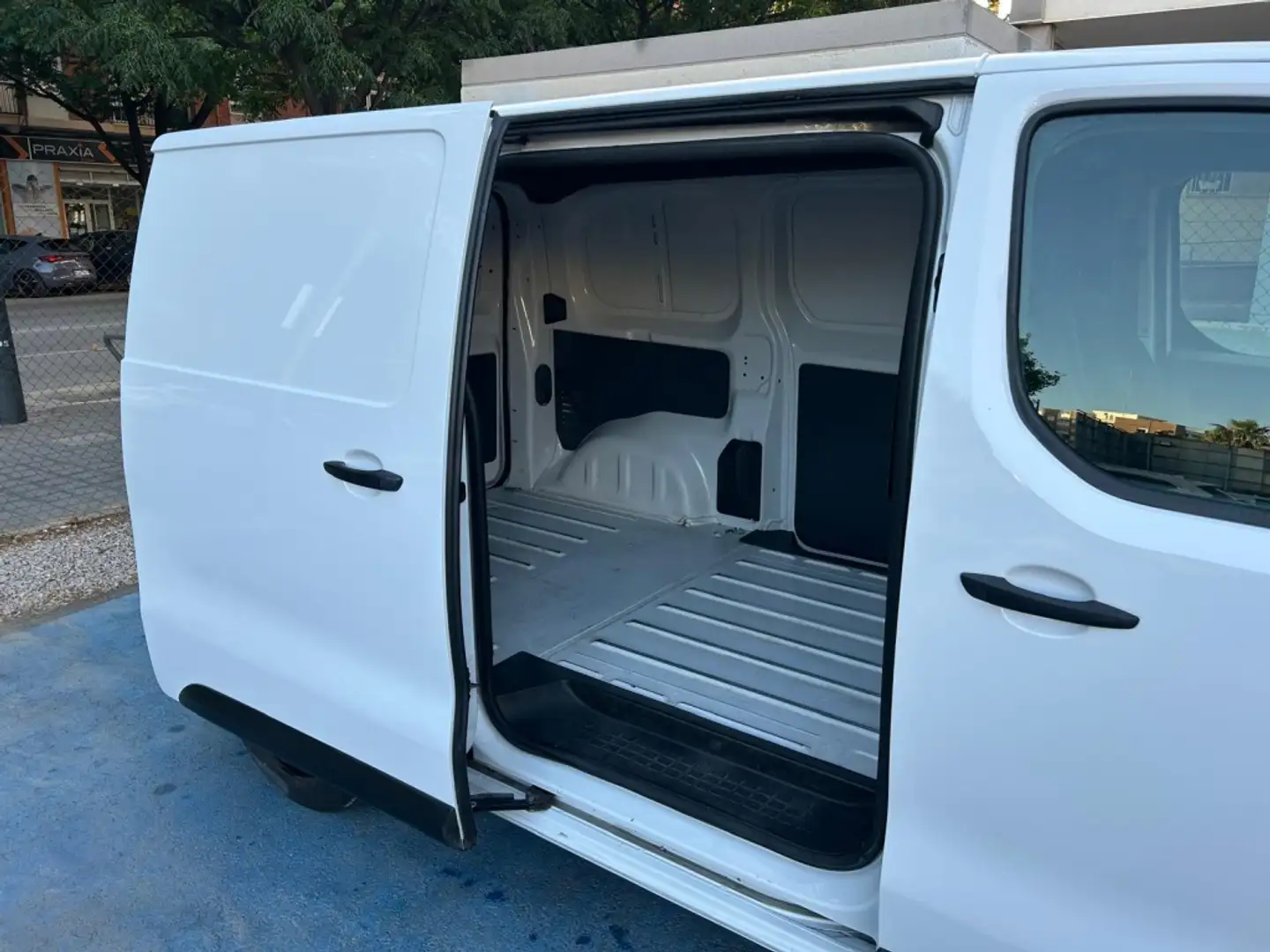 Peugeot Expert Fg. Compact 1.5BlueHDi S&S Premium 100 Blanco - 2