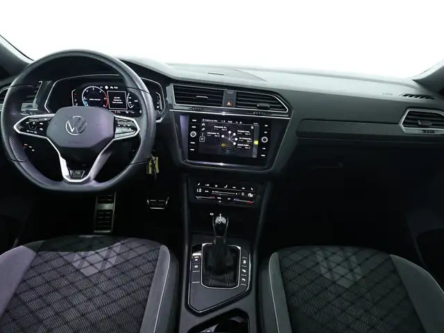 Volkswagen Tiguan view 9