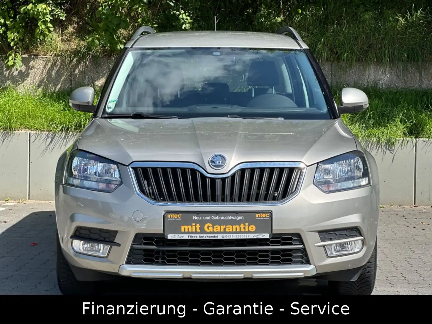 Skoda Yeti 1.2 TSI DSG/1 HAND/TÜV NEU/WENIG KM/ALU/TEM Braun - 2