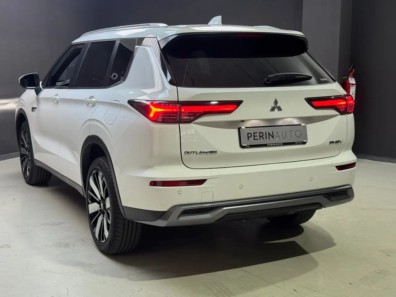 Mitsubishi Outlander 2026 — фото 10