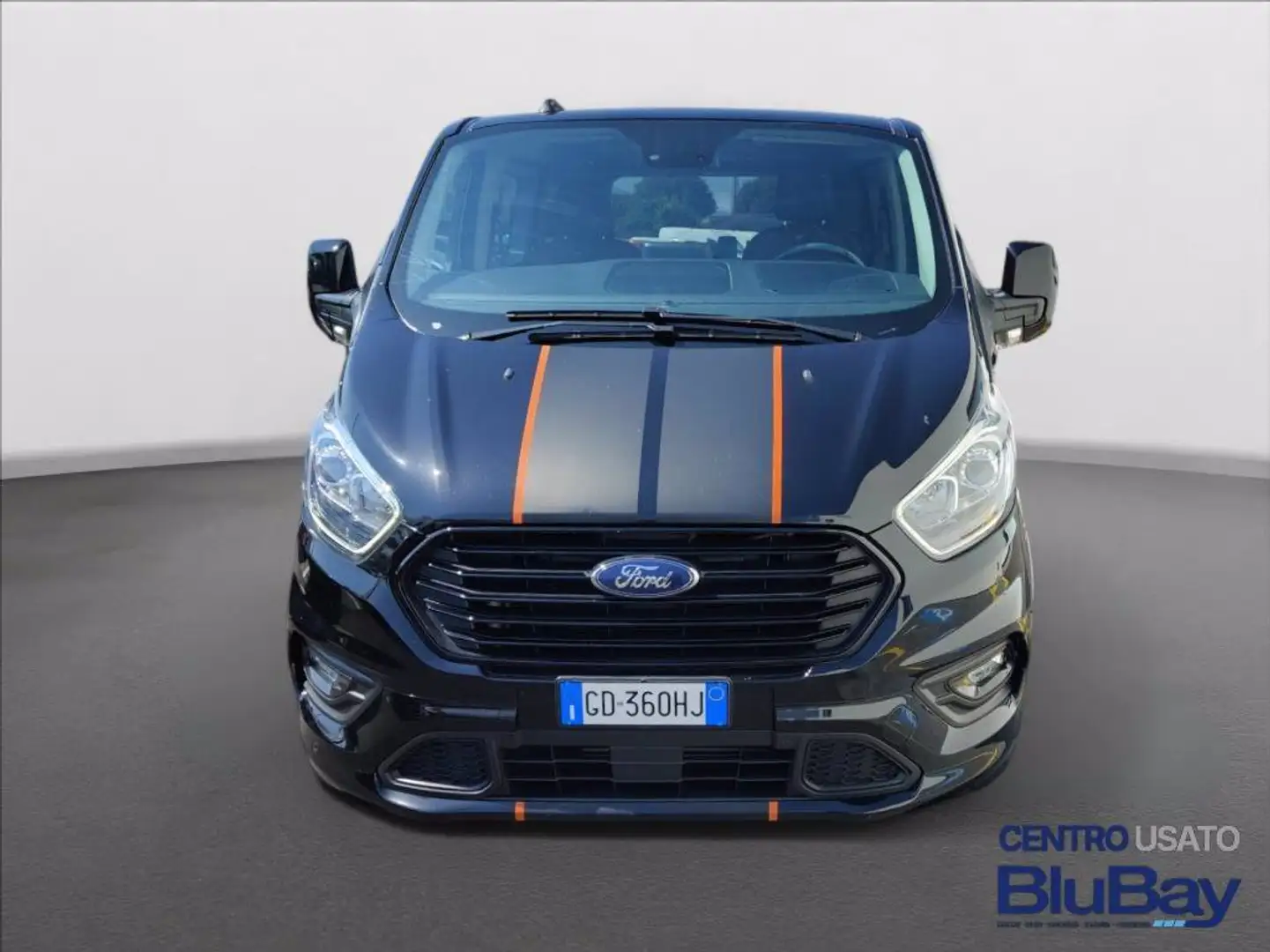 Ford Tourneo Custom 320 2.0 TDCi 185CV aut. PC Sport Nero - 2