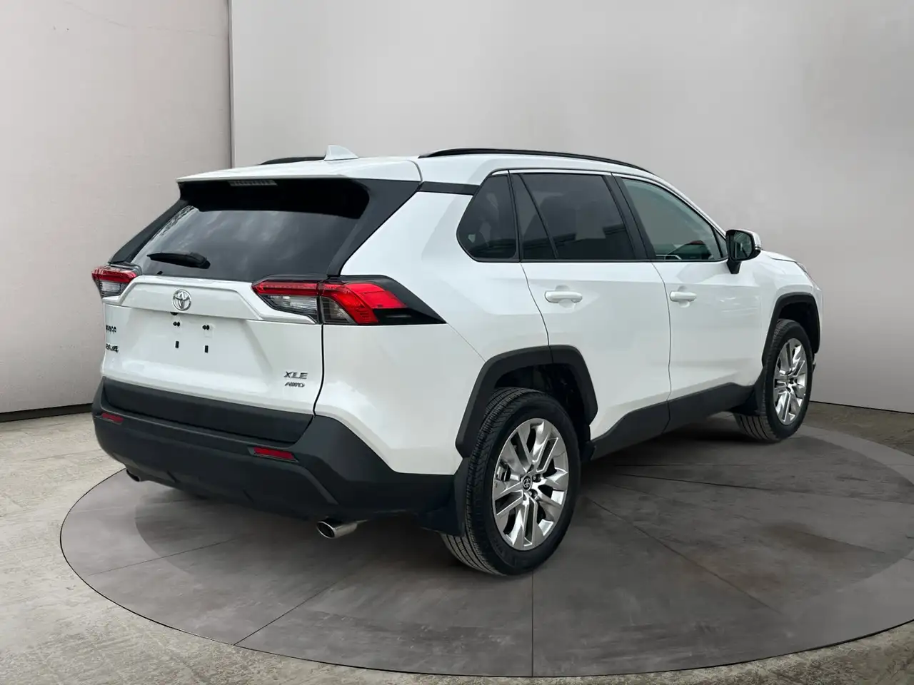 Toyota RAV 4 снимка Toyota RAV 4