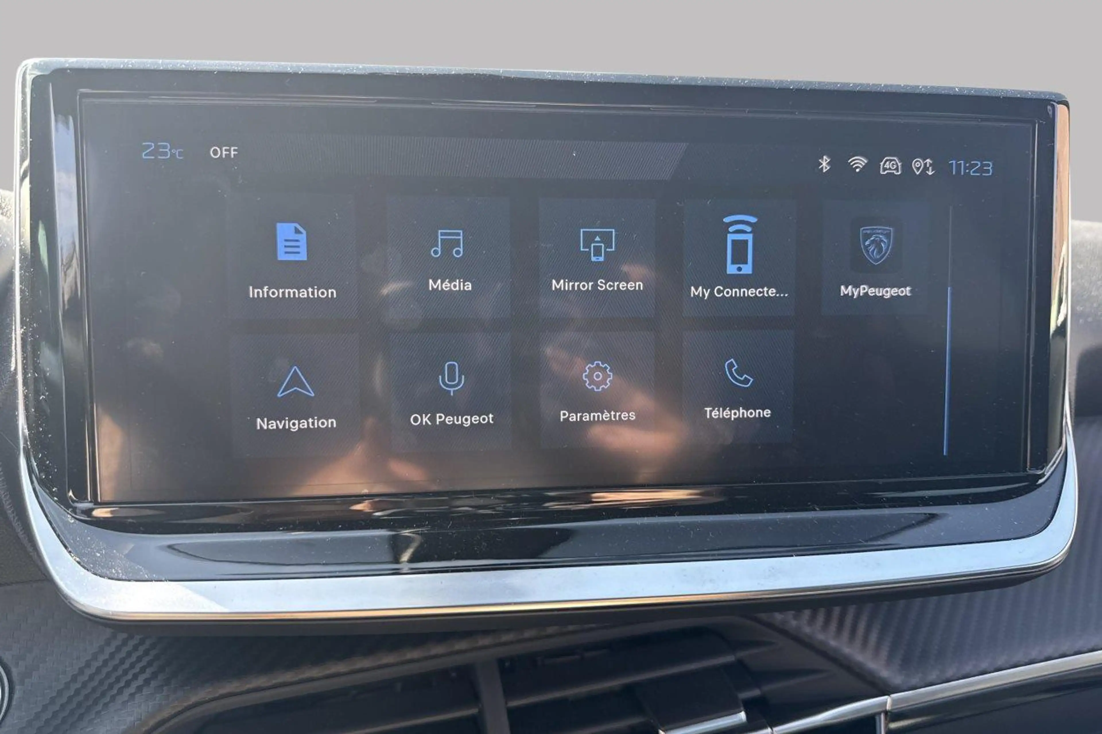 Peugeot 2008 Allure — photo 14