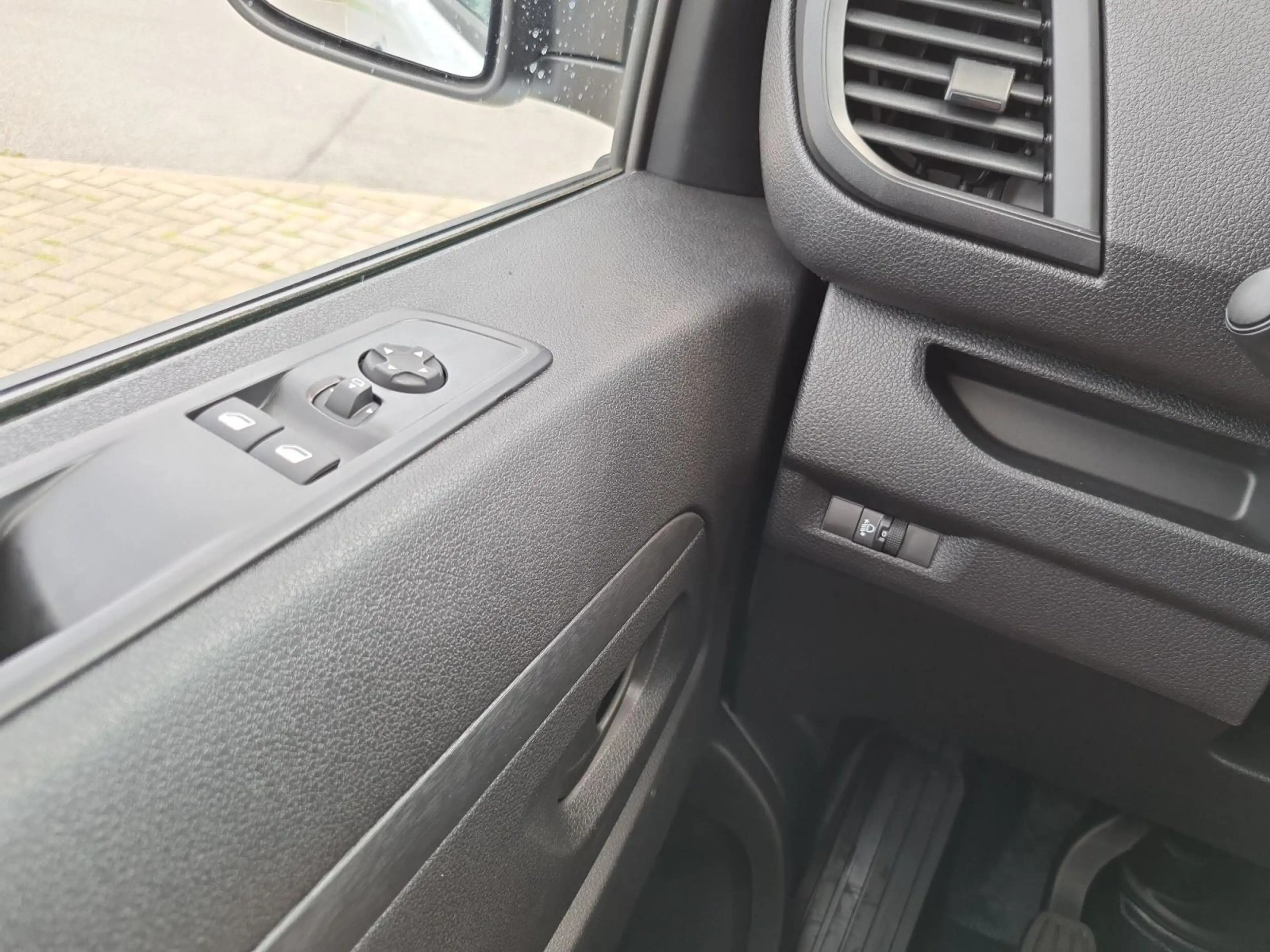 Toyota Proace 2.0 Meister L2 PDC+RFK+Laderboden+NAVI+AHK — photo 15