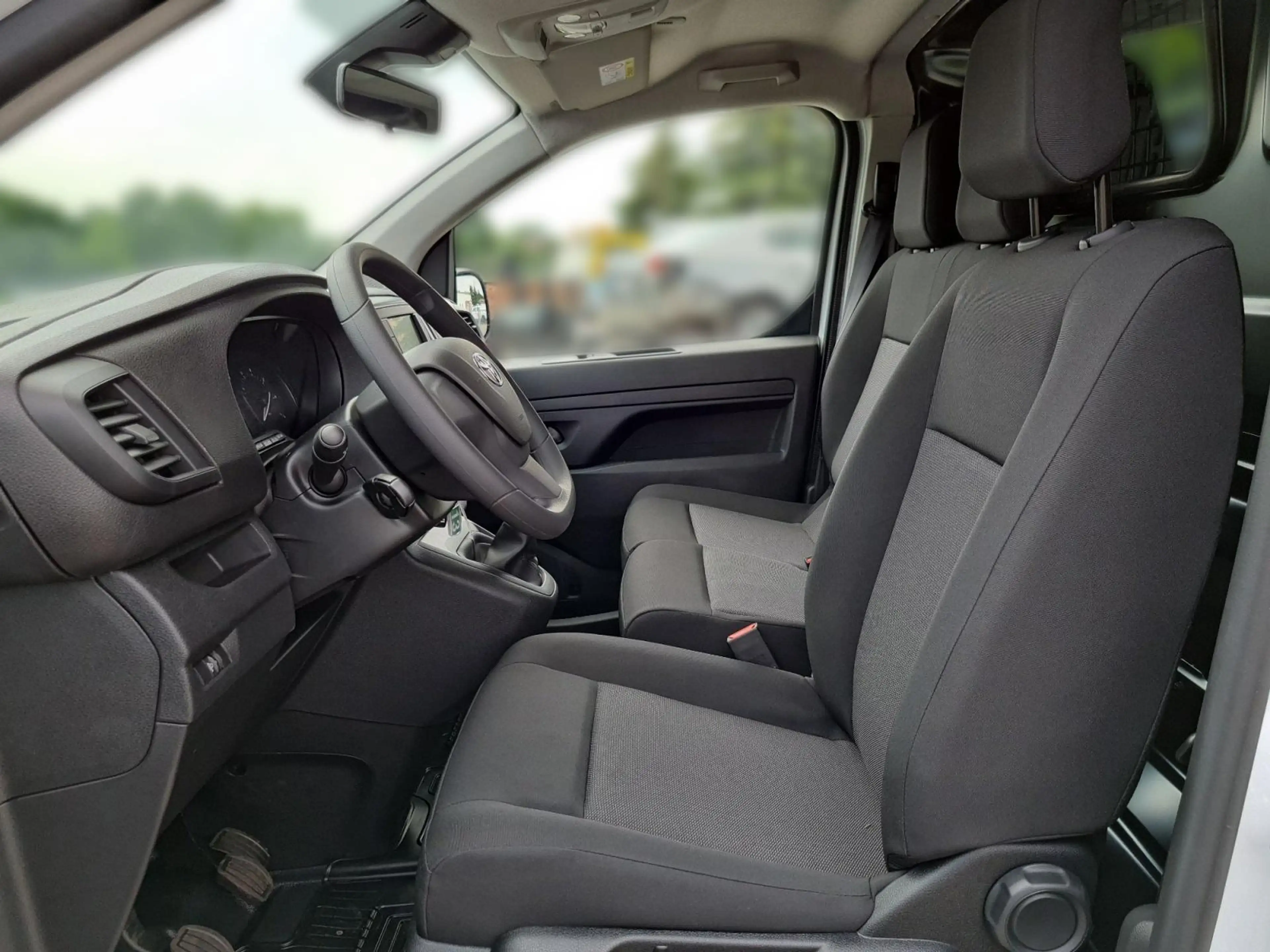 Toyota Proace 2.0 Meister L2 PDC+RFK+Laderboden+NAVI+AHK — photo 10