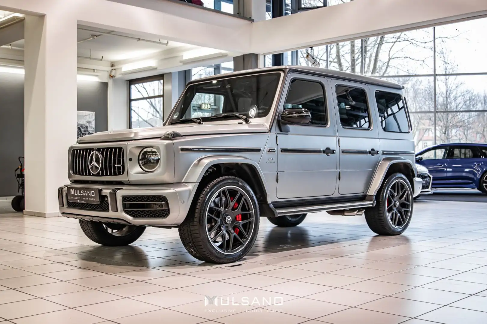 Mercedes-Benz G 63 AMG MAGNO DESIGNO NIGHT CARBON PACK DRIVERS Gris - 1