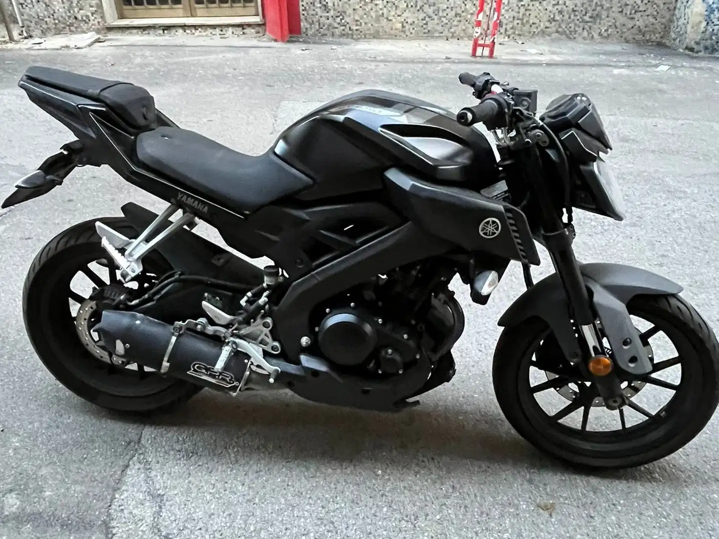 Yamaha MT-125 2017 Fekete - 2