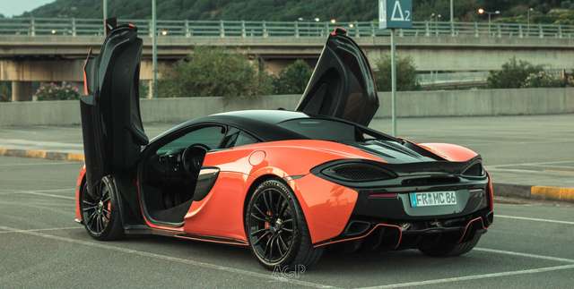 McLaren 570S Coupe